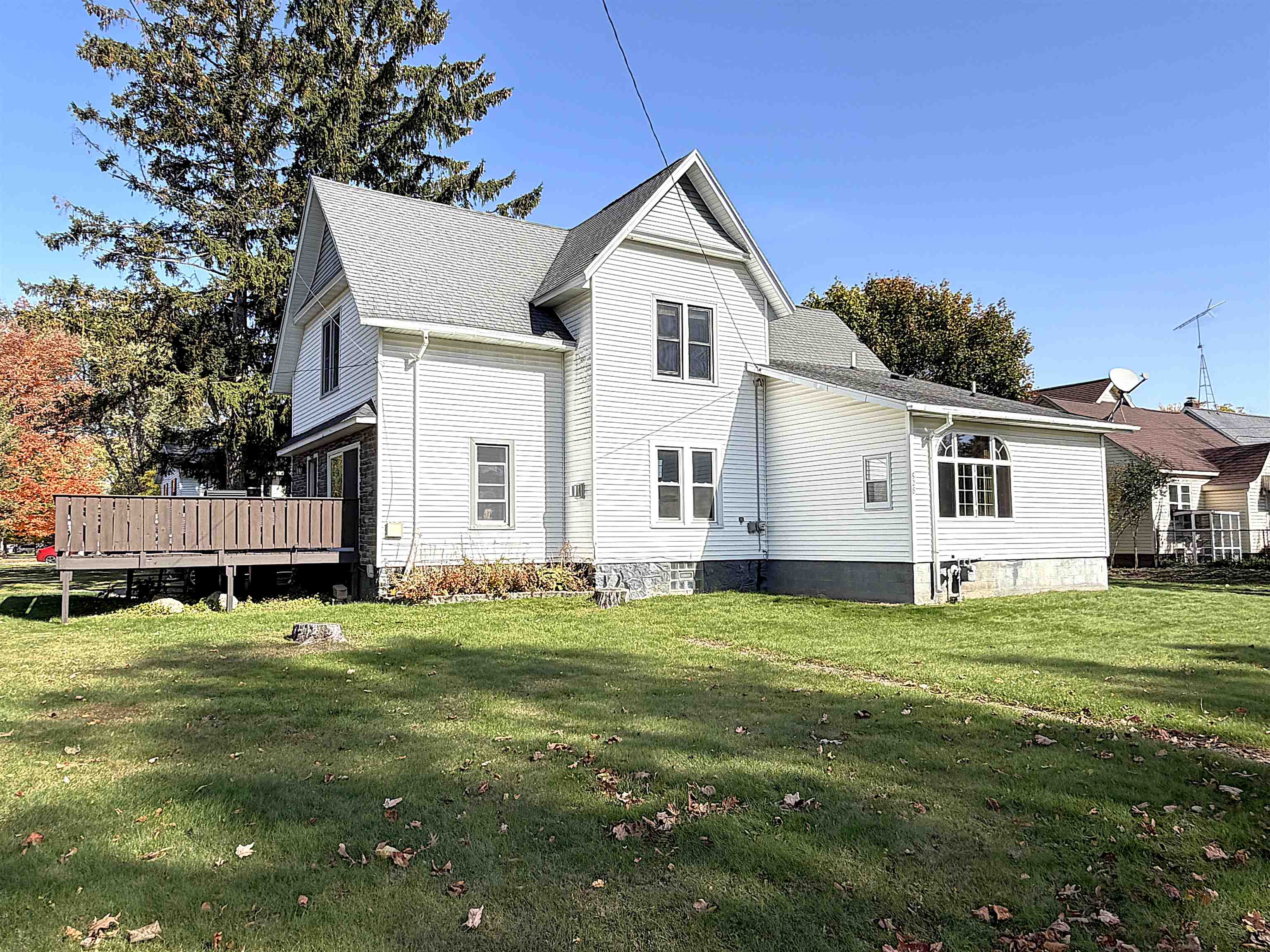 628 Mendlik Avenue Property Photo 2