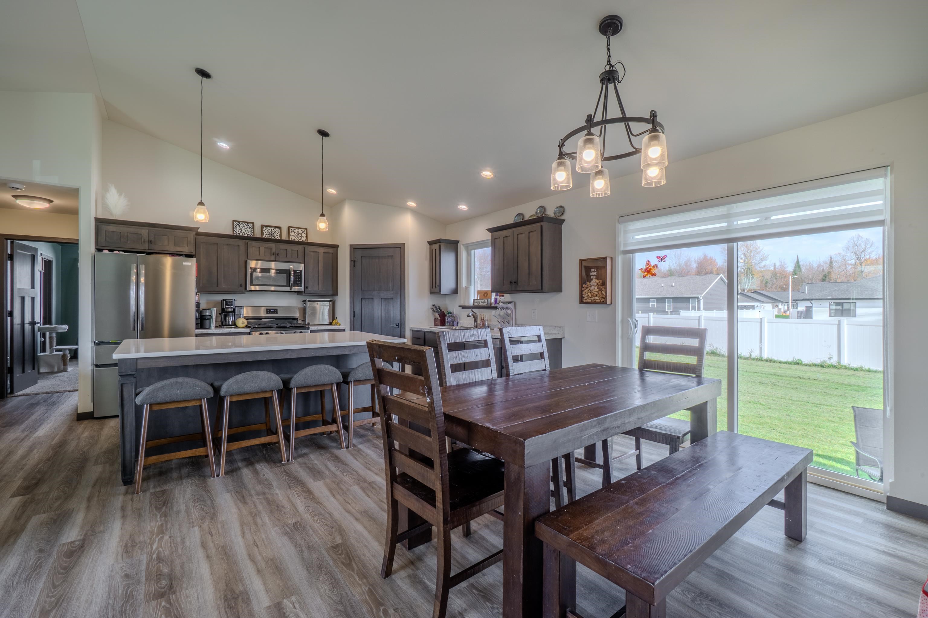 8403 Hinner Springs Drive Property Photo 17
