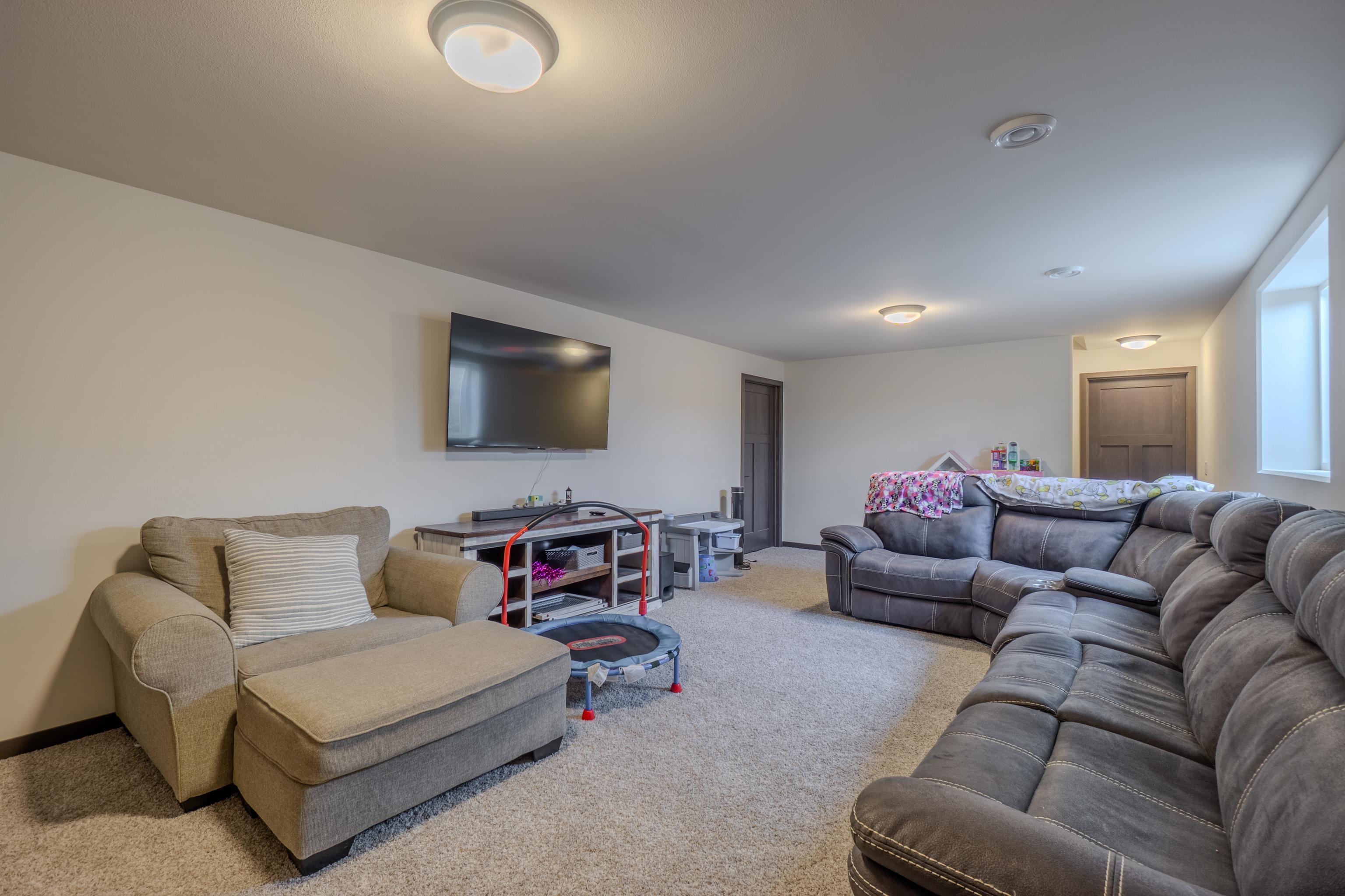 8403 Hinner Springs Drive Property Photo 36