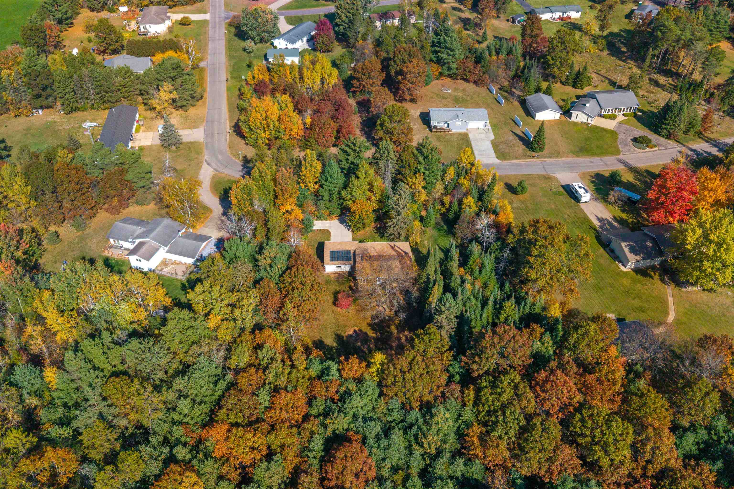 7531 Dewberry Lane Property Photo 8