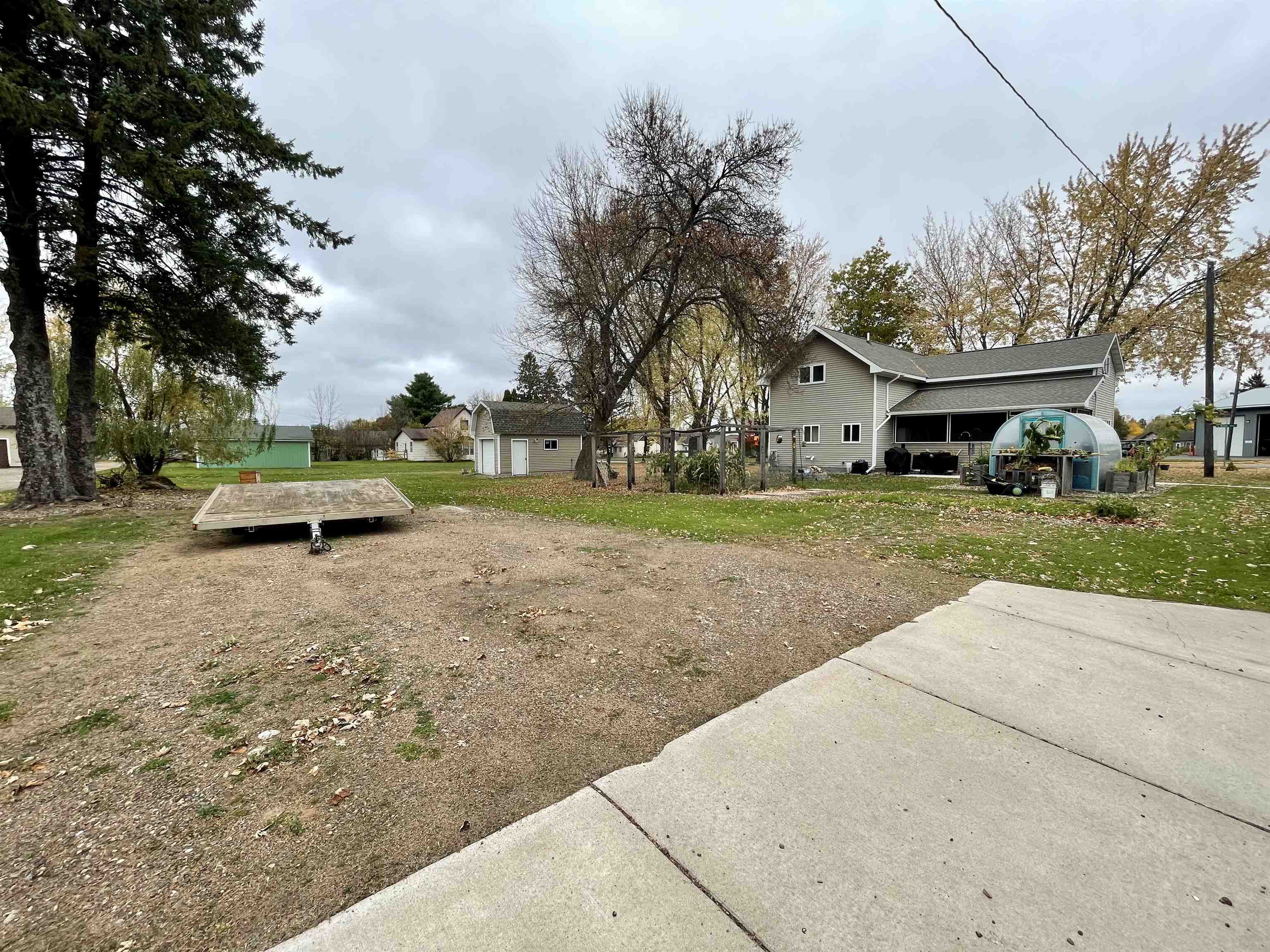 494 Avon Avenue South Property Photo 32