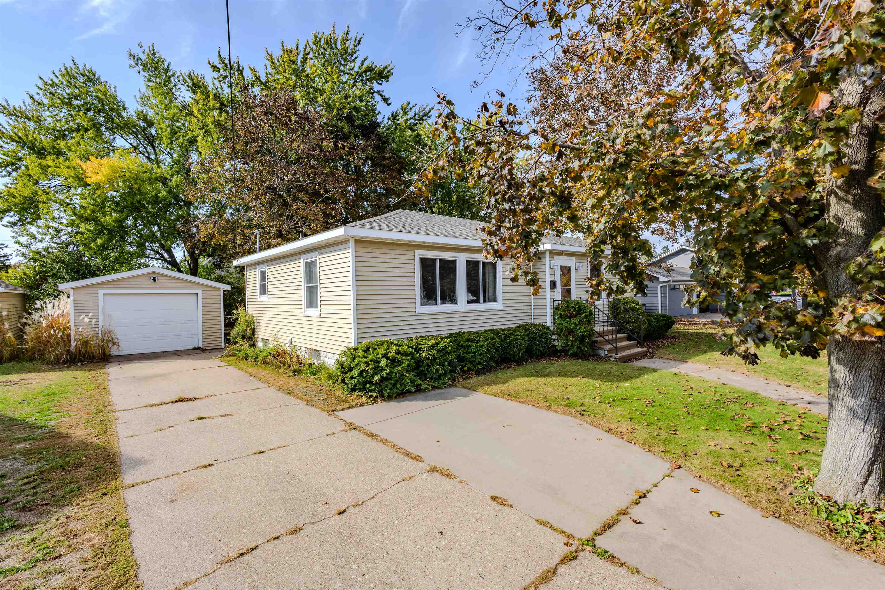 540 S 11th Street Property Photo 1