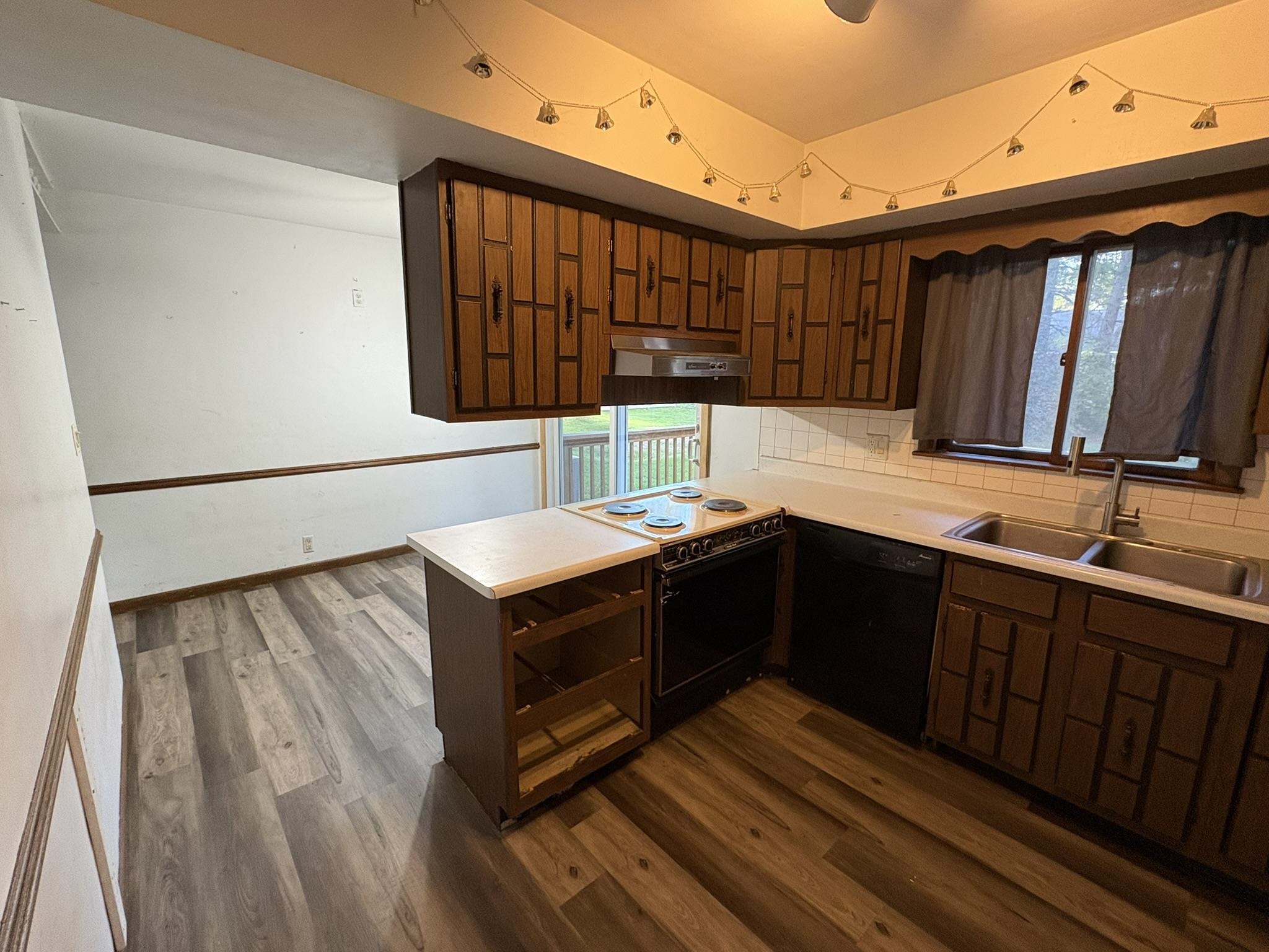 461 Piltz Avenue Property Photo 6