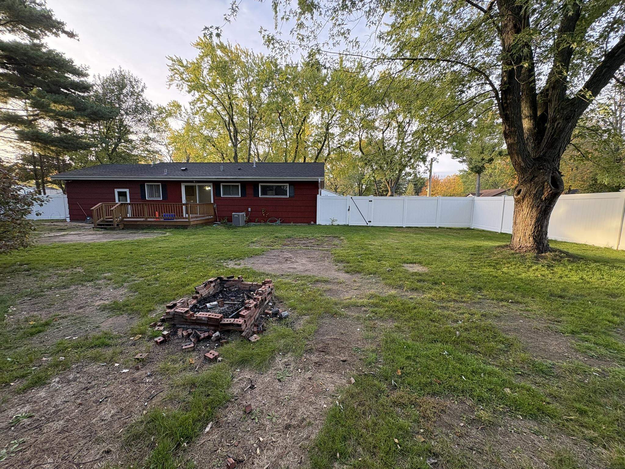 461 Piltz Avenue Property Photo 23