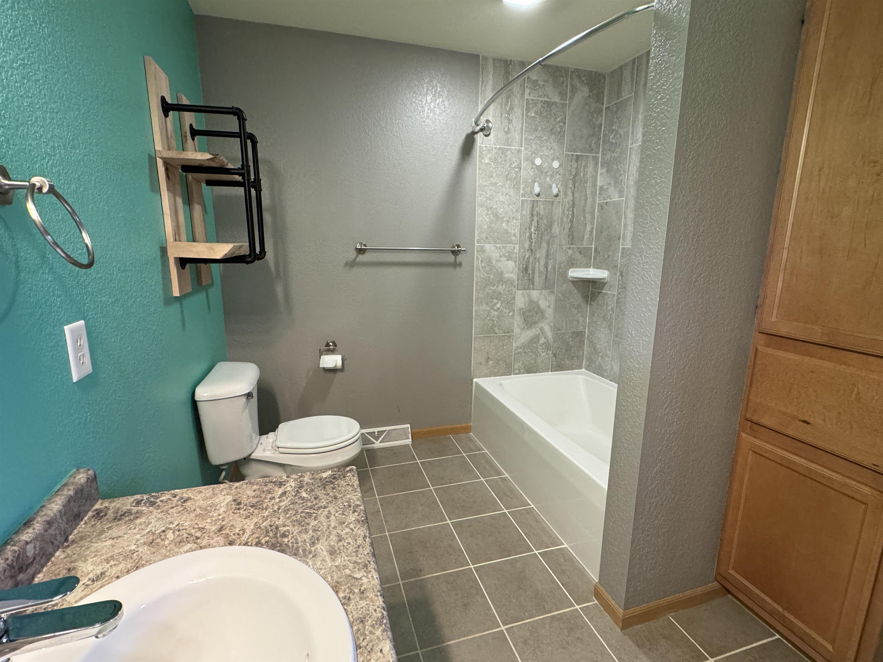 2049 Arlene Lane Property Photo 14