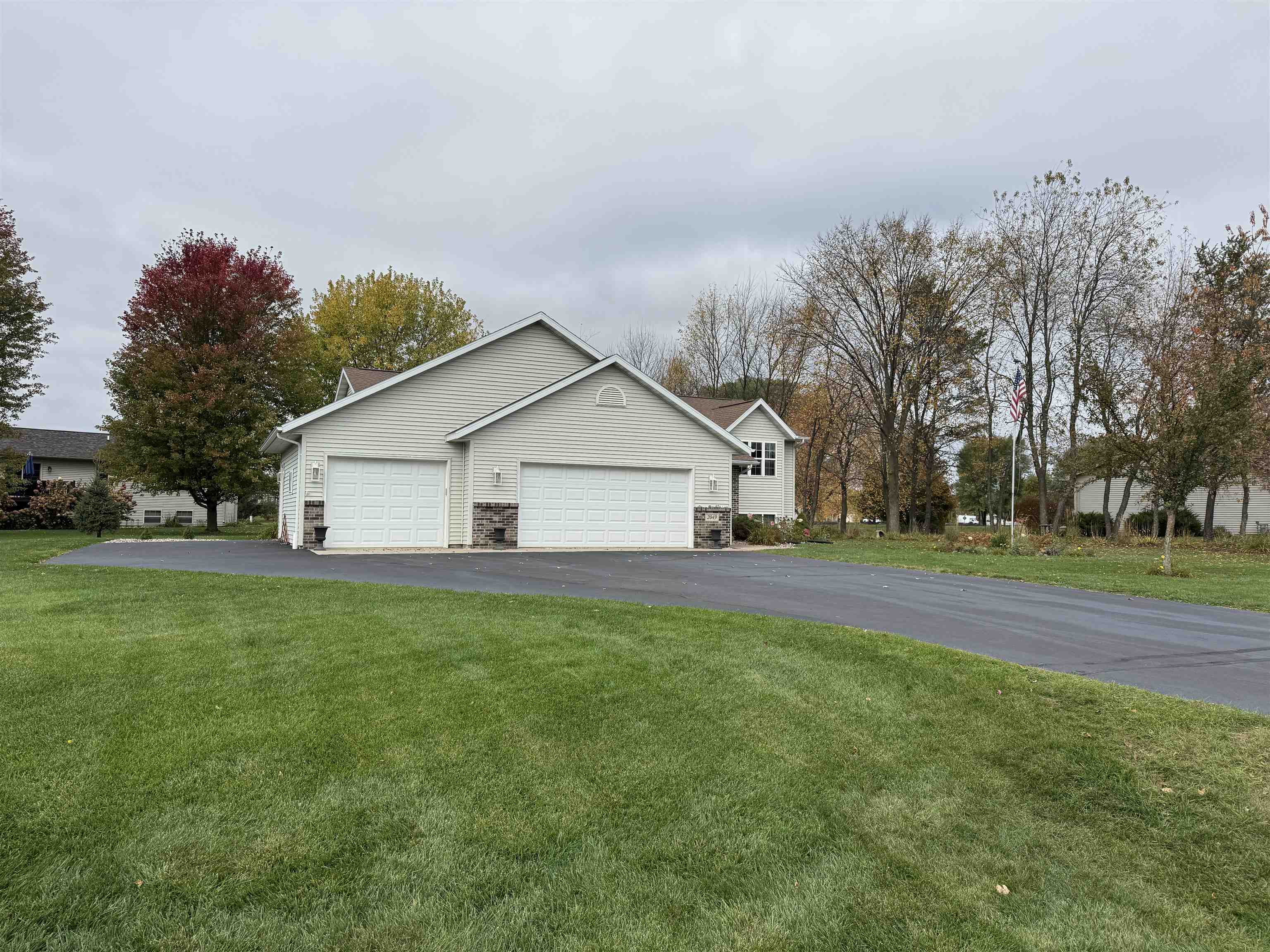 2049 Arlene Lane Property Photo 32