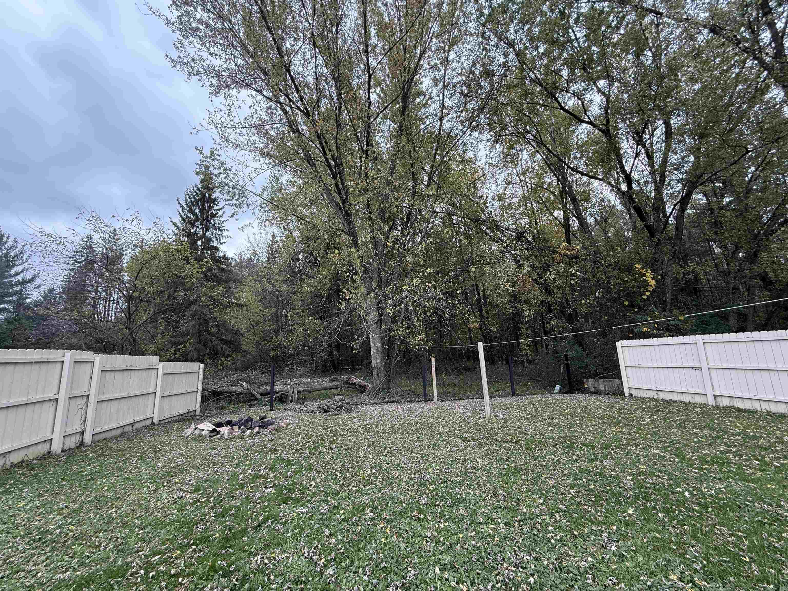 505 Walker Street Property Photo 6