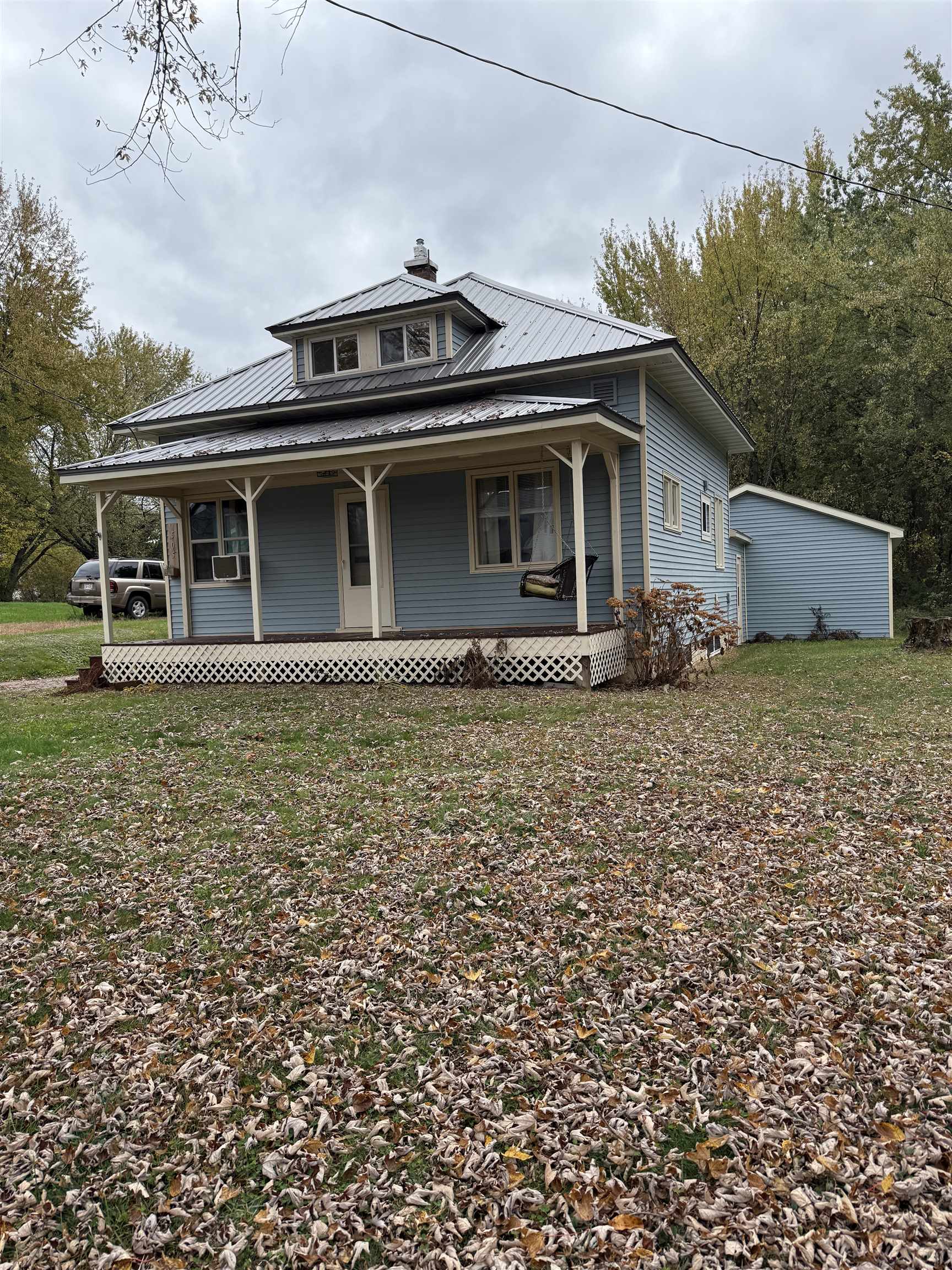 505 Walker Street Property Photo 12