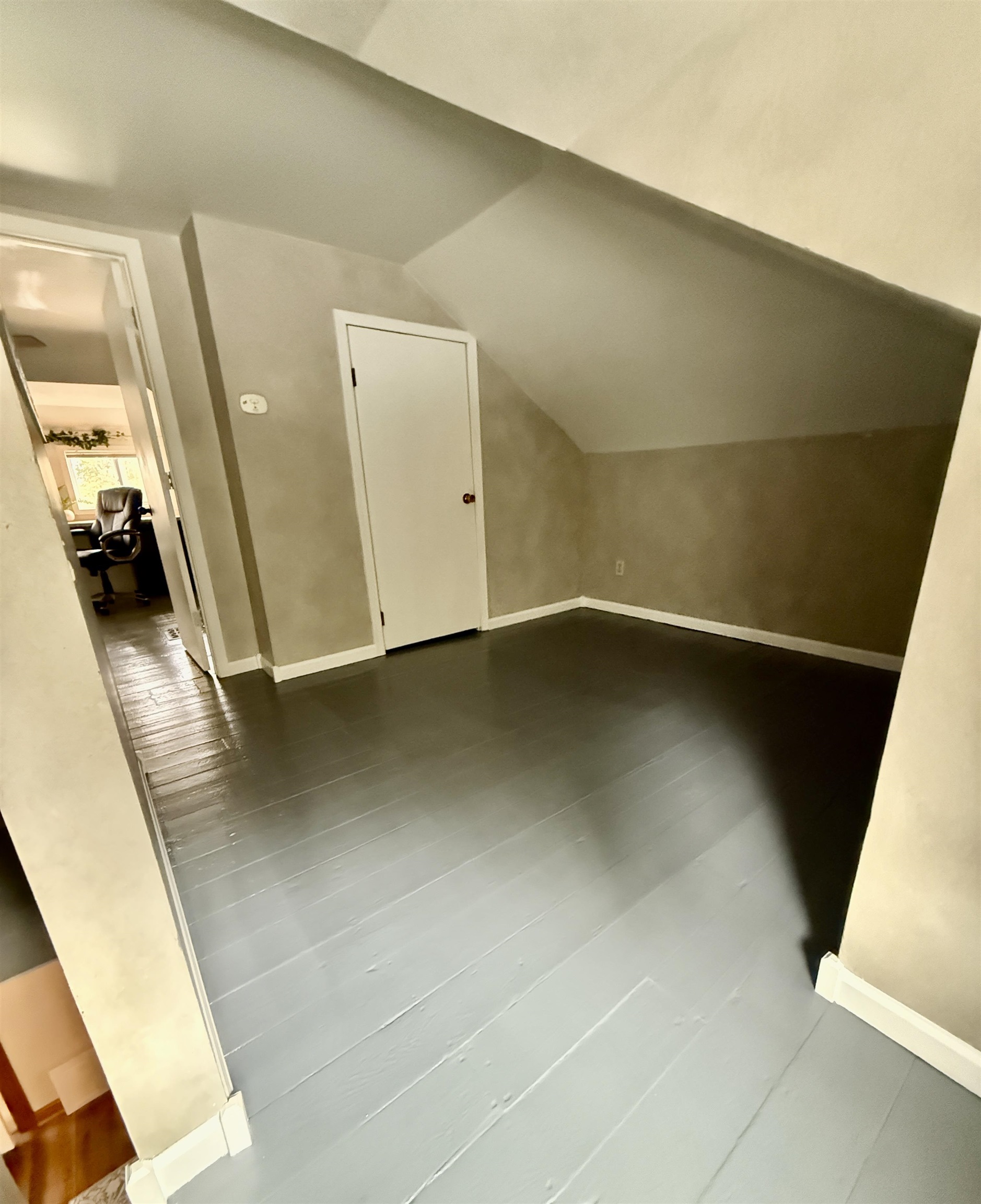 505 Walker Street Property Photo 27