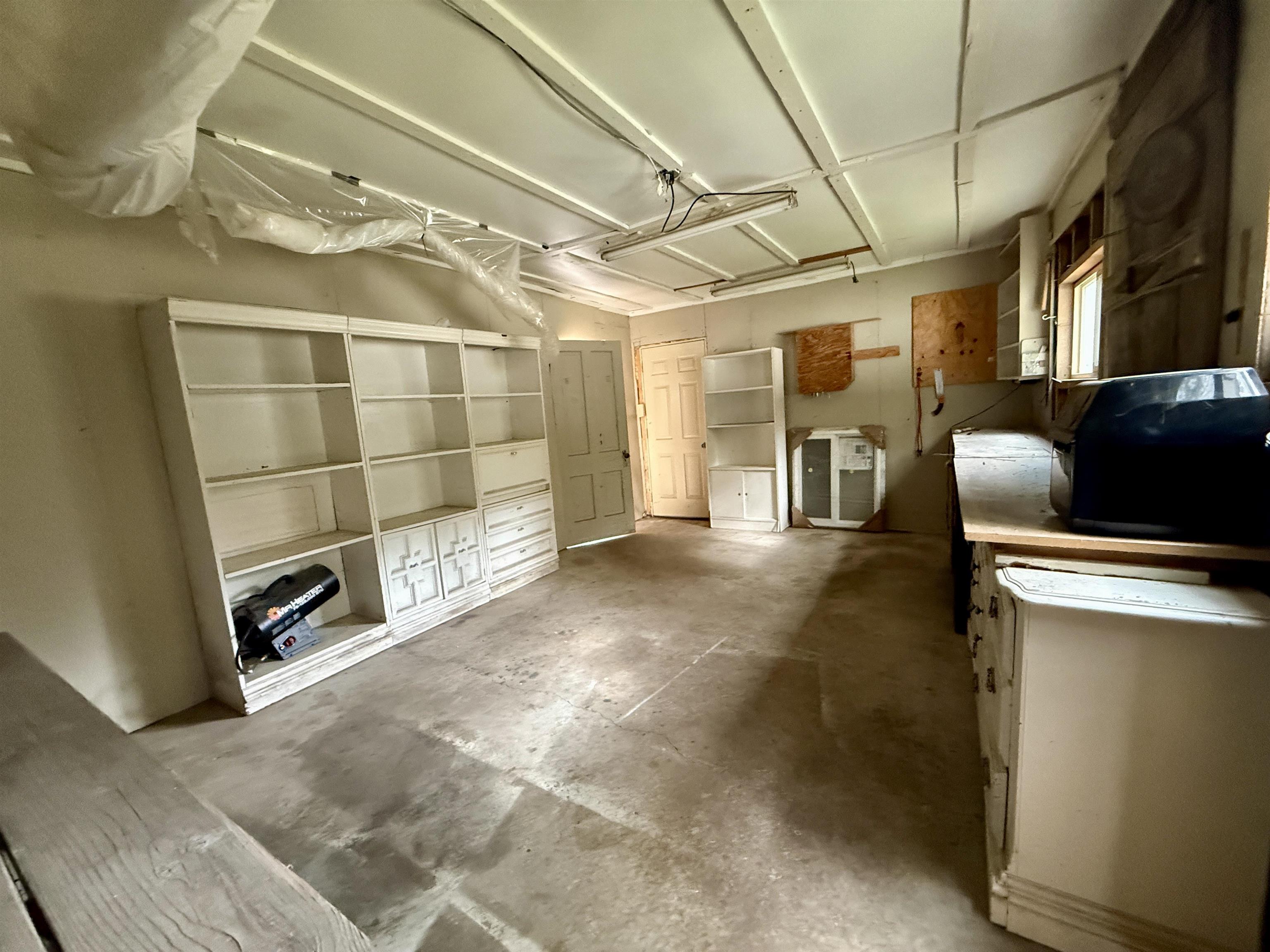 505 Walker Street Property Photo 44