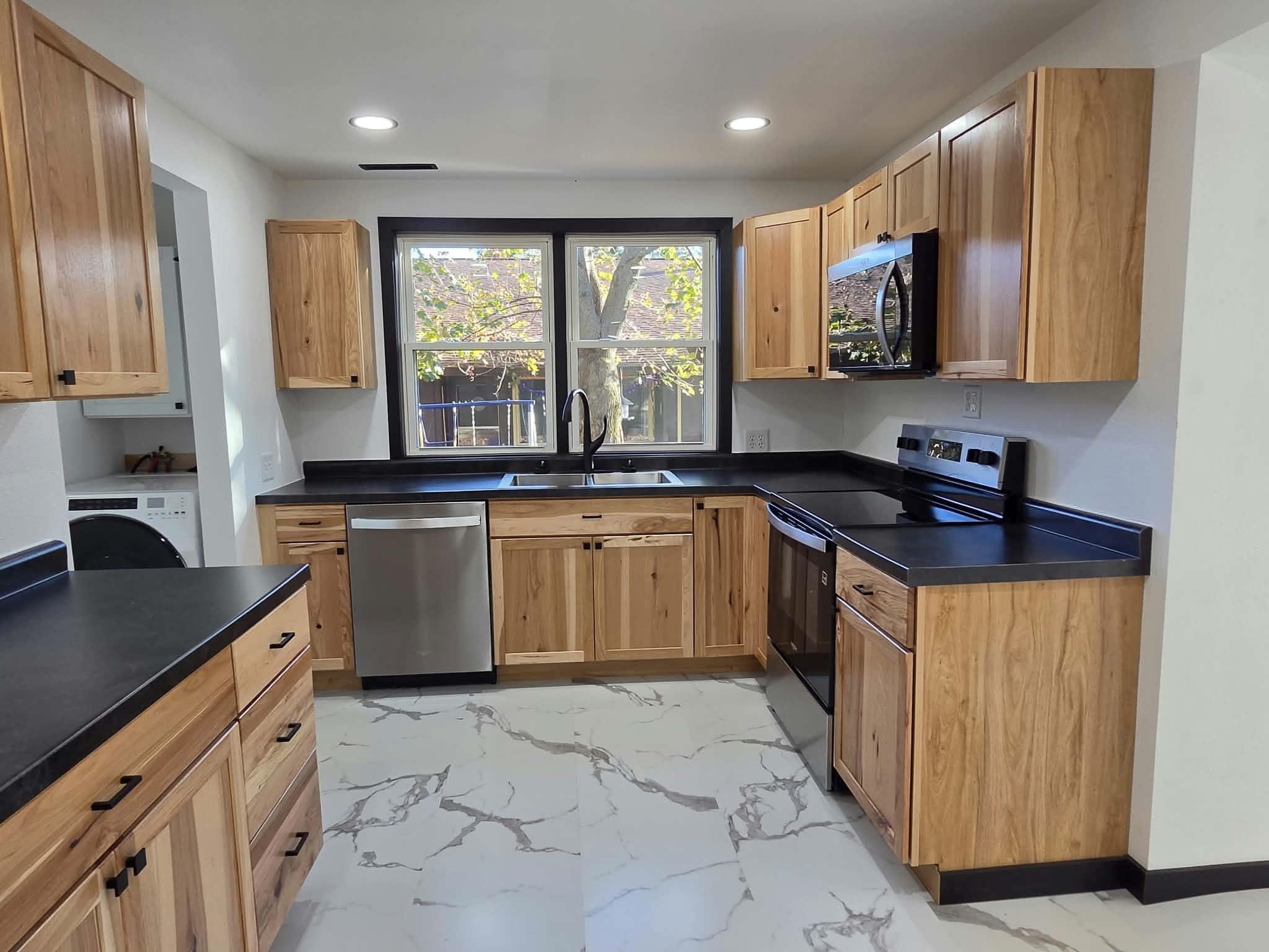 409 Morgan Avenue Property Photo 8