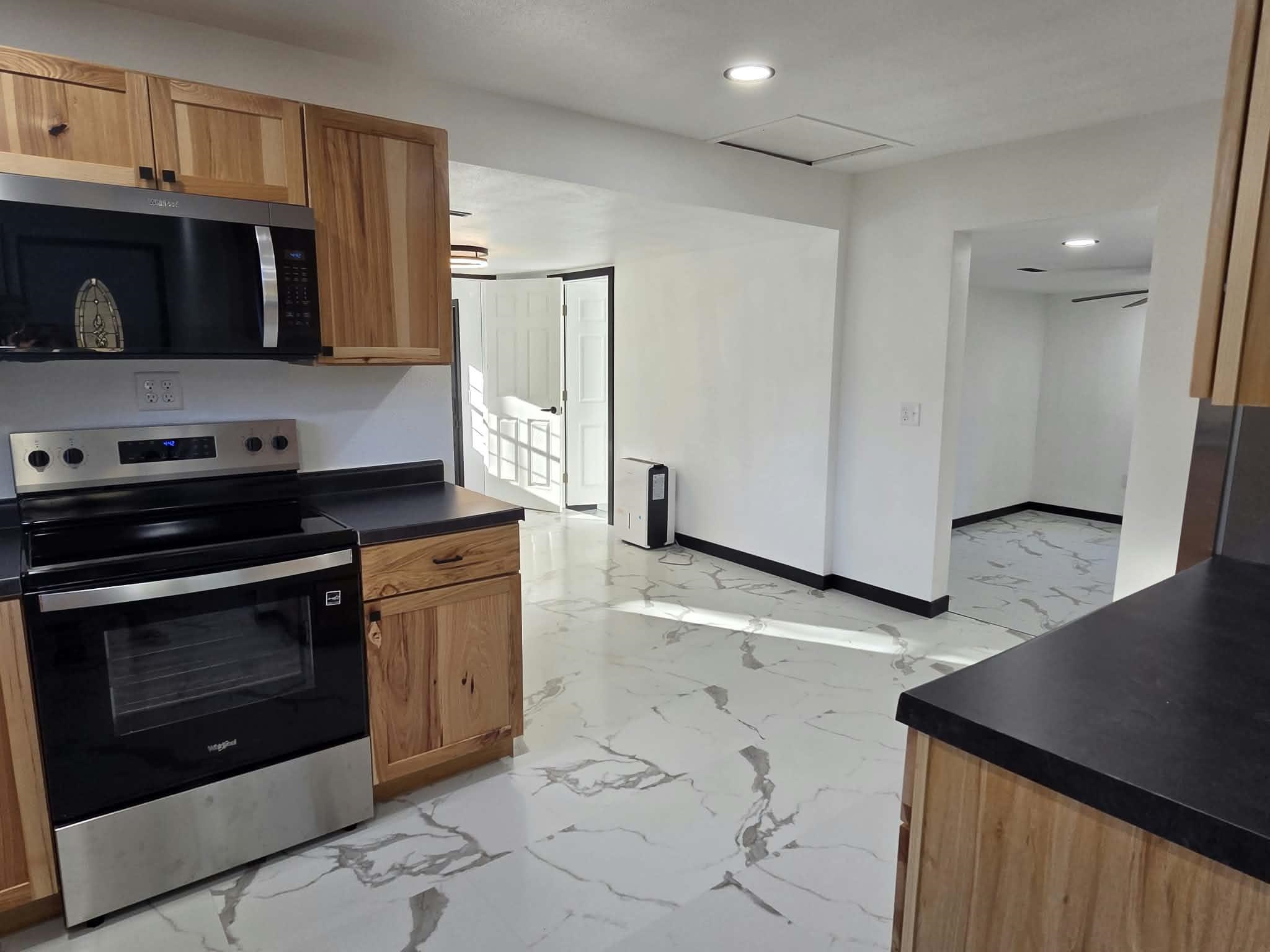 409 Morgan Avenue Property Photo 10