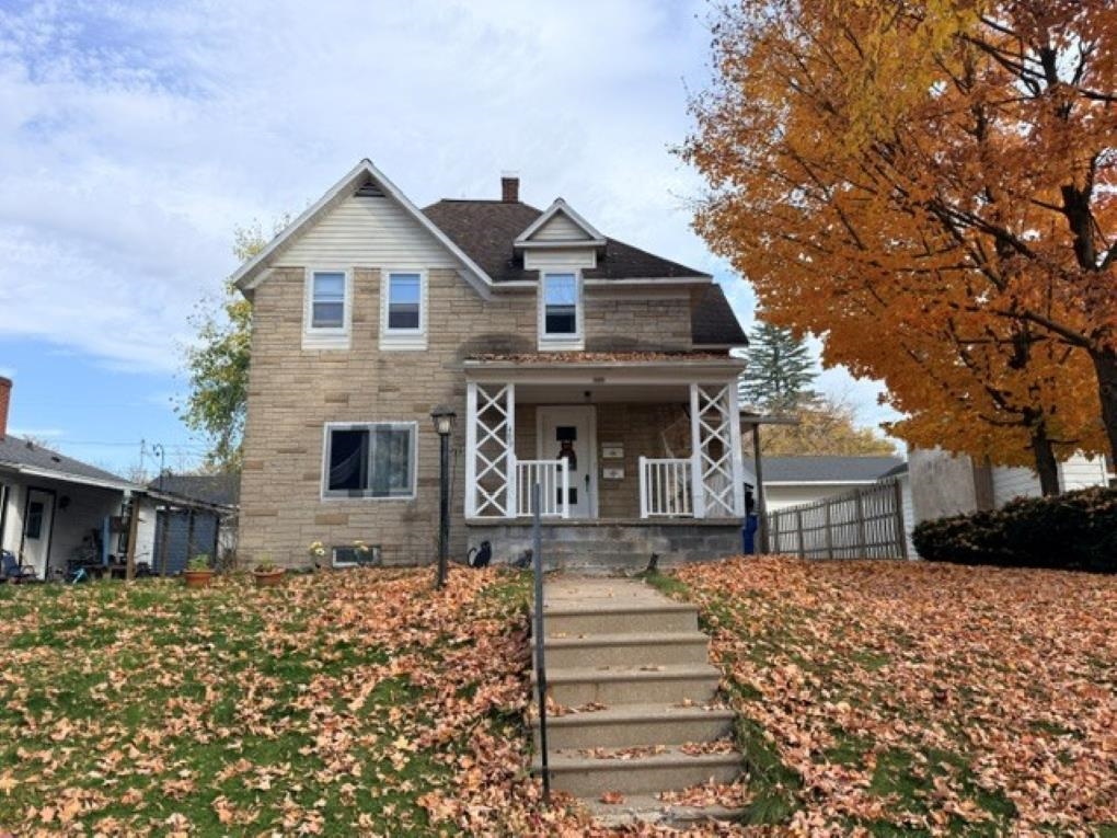 409 Pier Street Property Photo 1