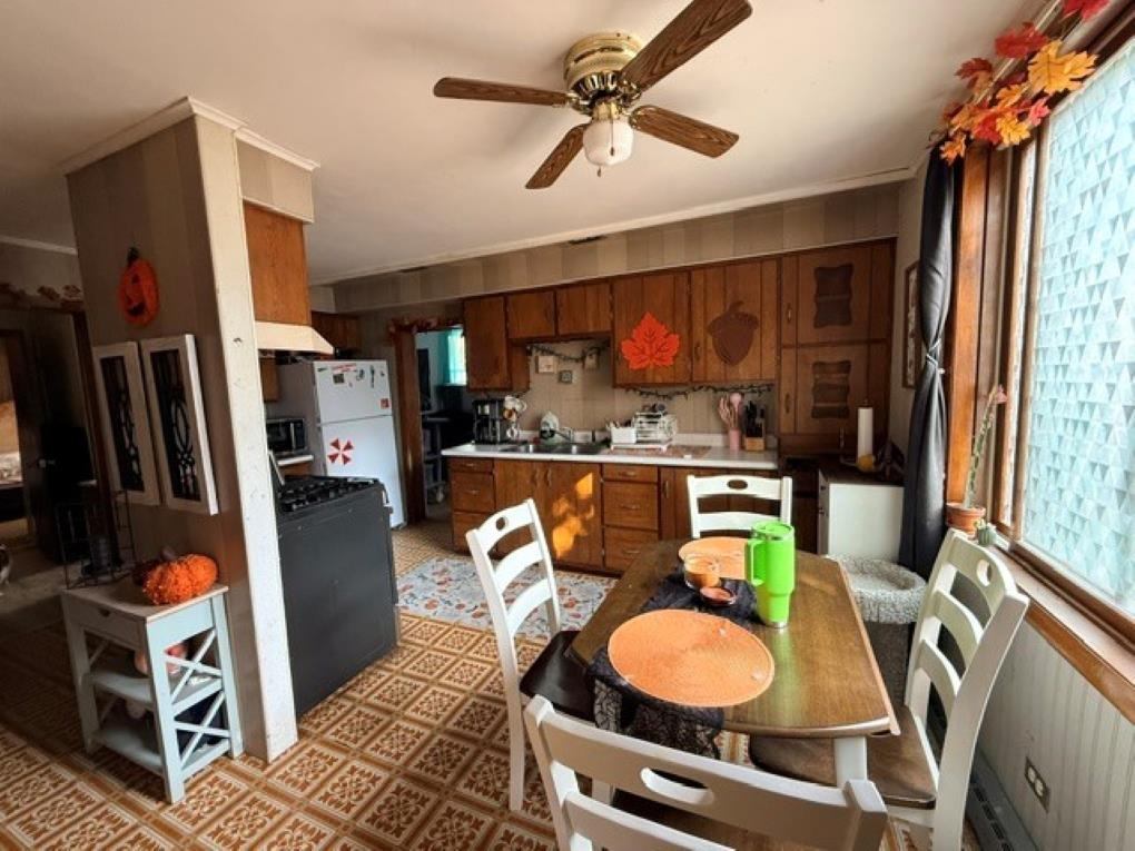 409 Pier Street Property Photo 9