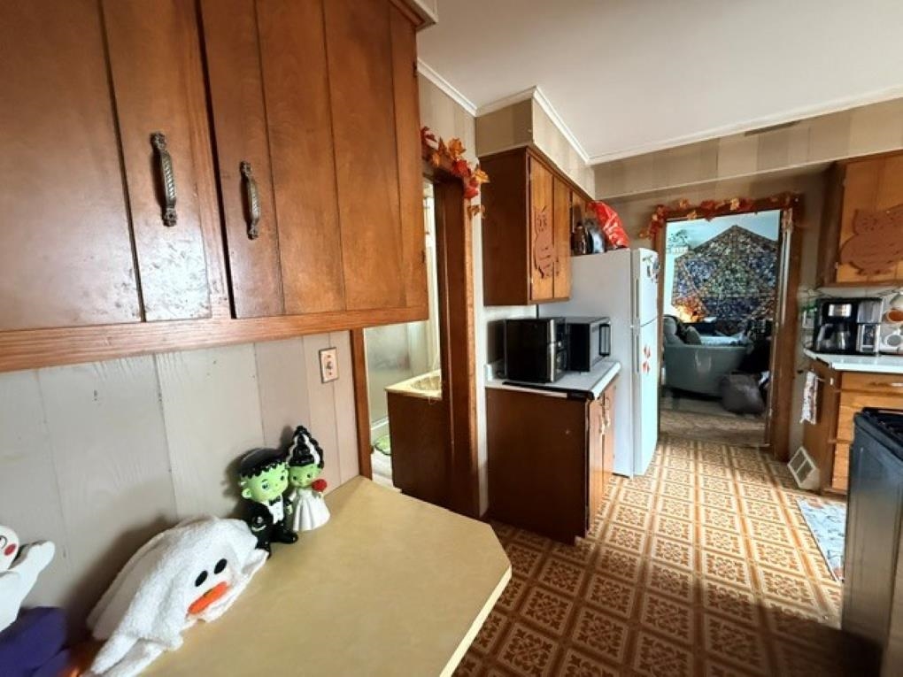 409 Pier Street Property Photo 12