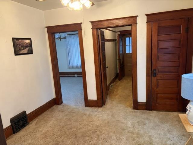 713 N Maple Avenue Property Photo 10