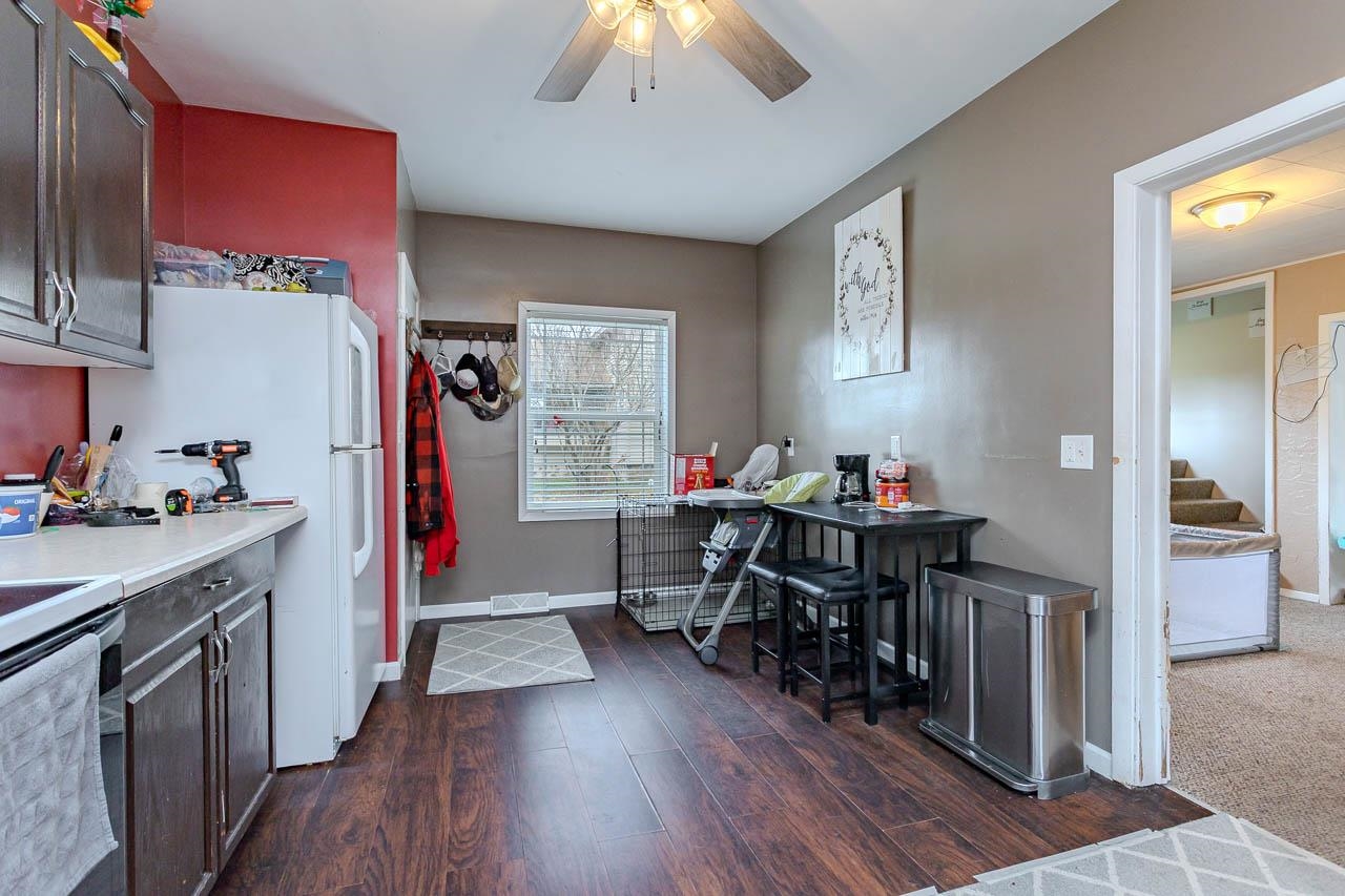 112 S Genesee Street Property Photo 9