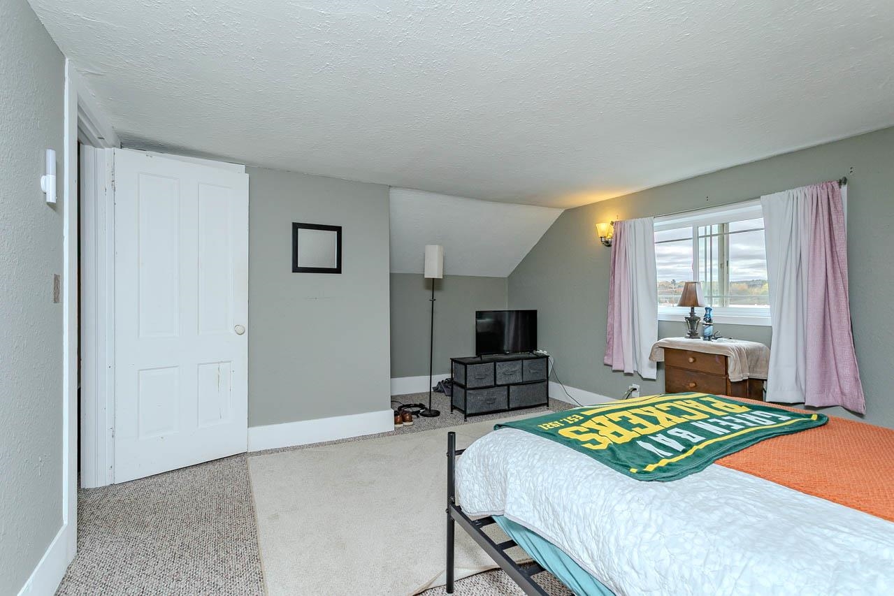 112 S Genesee Street Property Photo 25