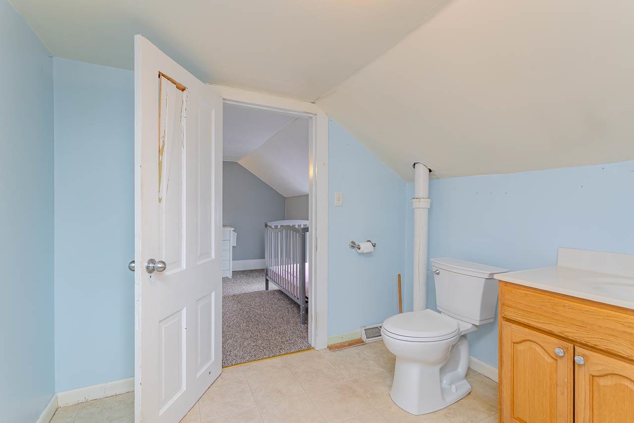 112 S Genesee Street Property Photo 30