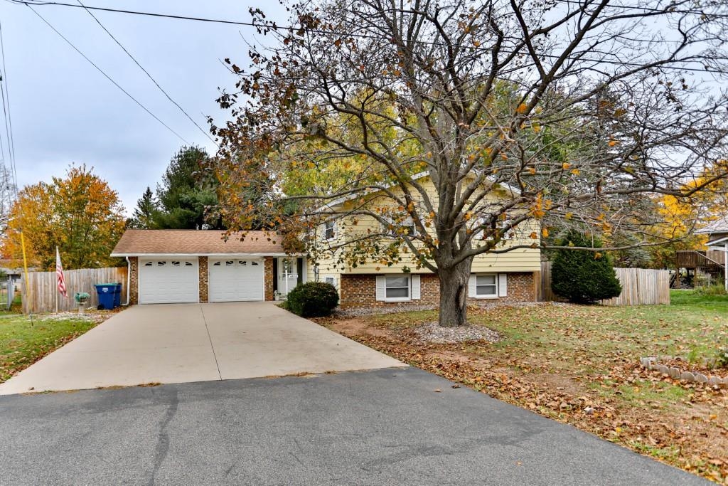 4802 Augustine Avenue Property Photo 1