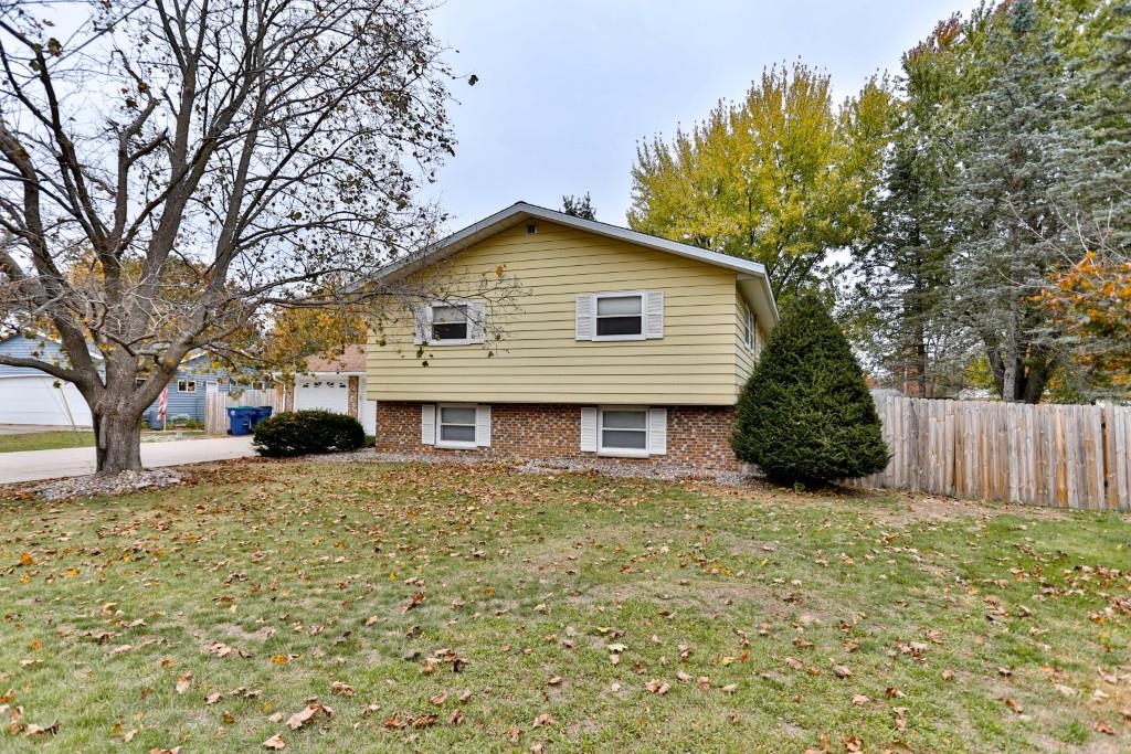 4802 Augustine Avenue Property Photo 2