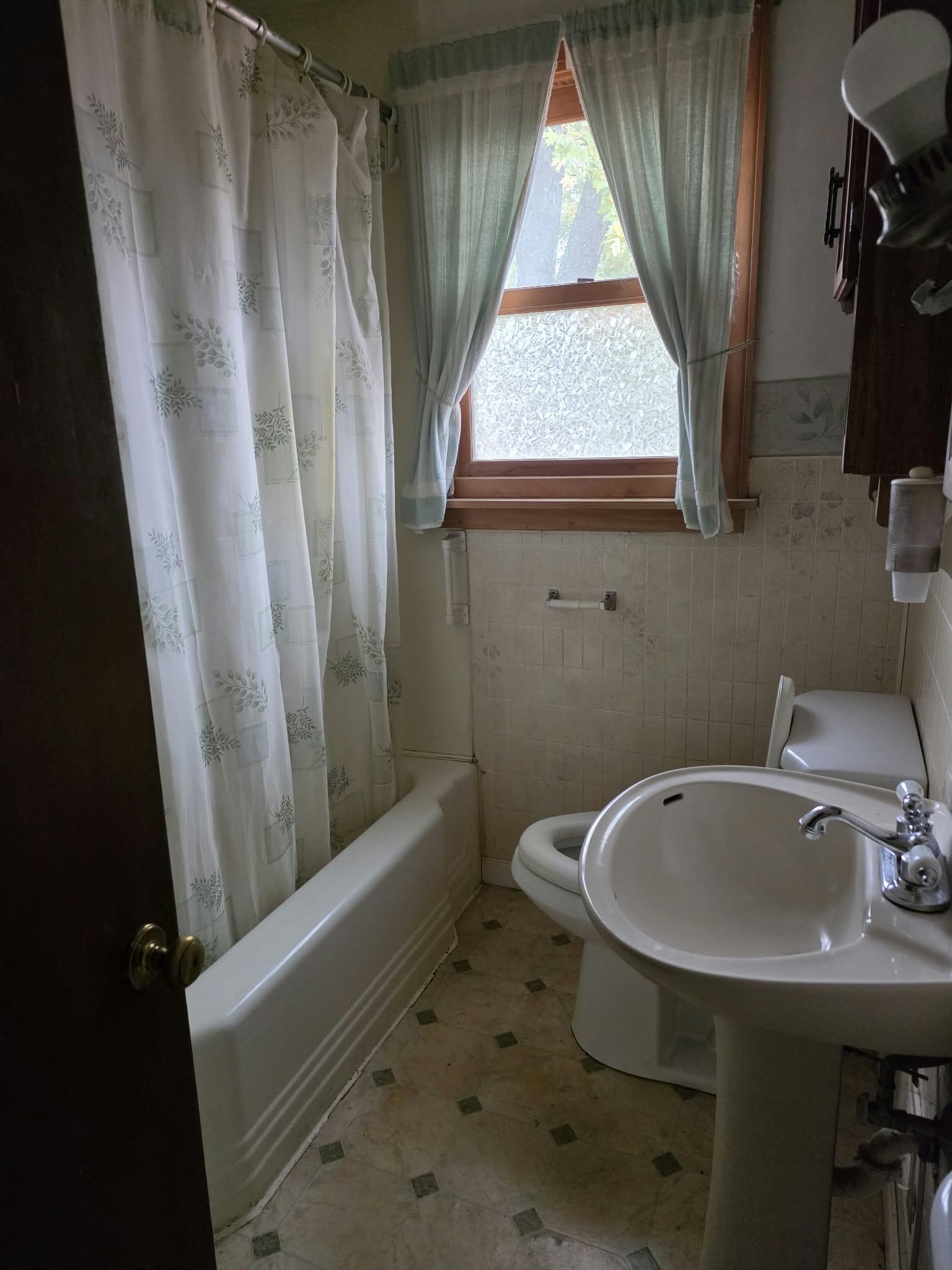 550 15th Avenue North Property Photo 28