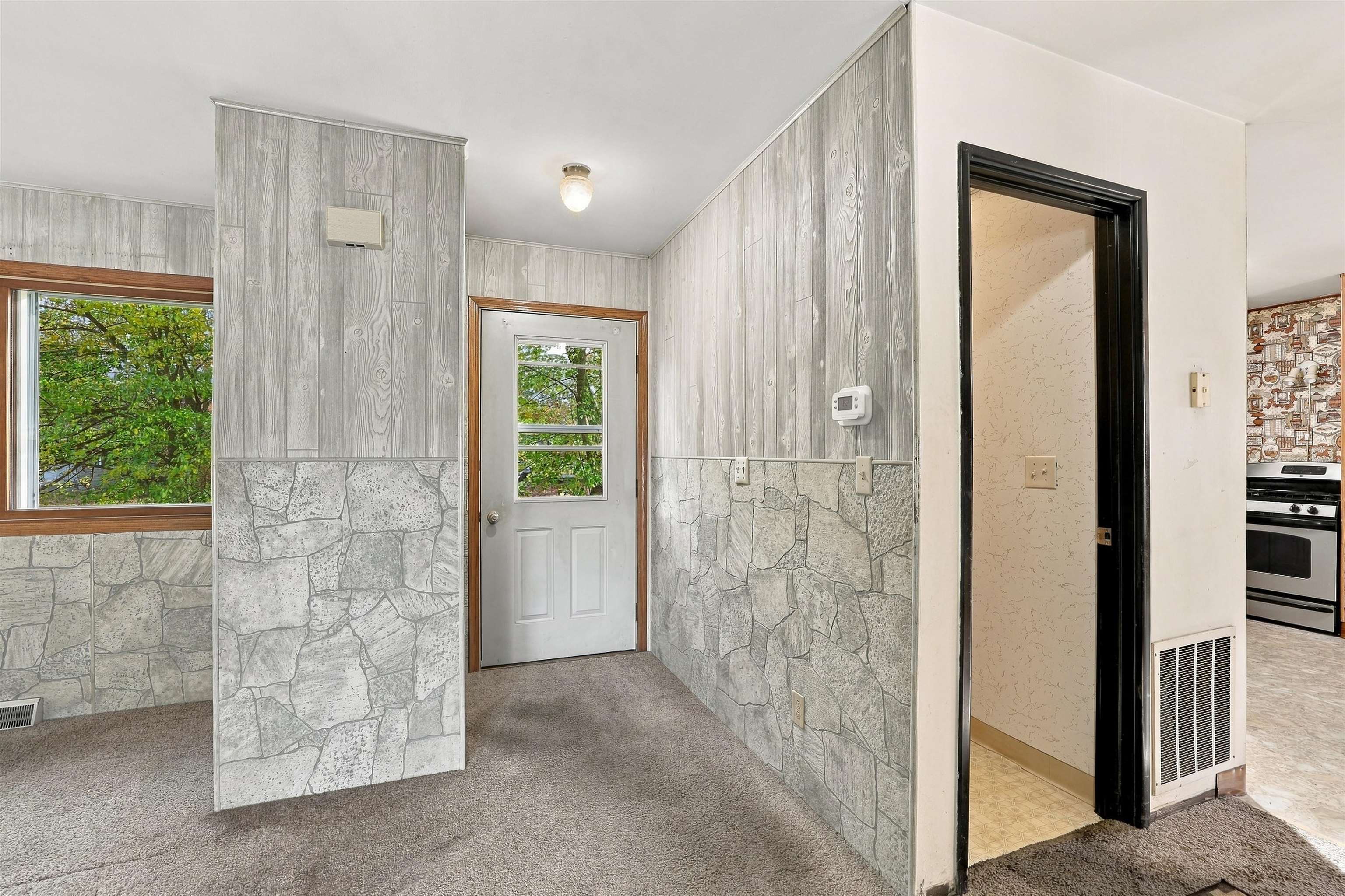 3298 Lindbergh Avenue Property Photo 4