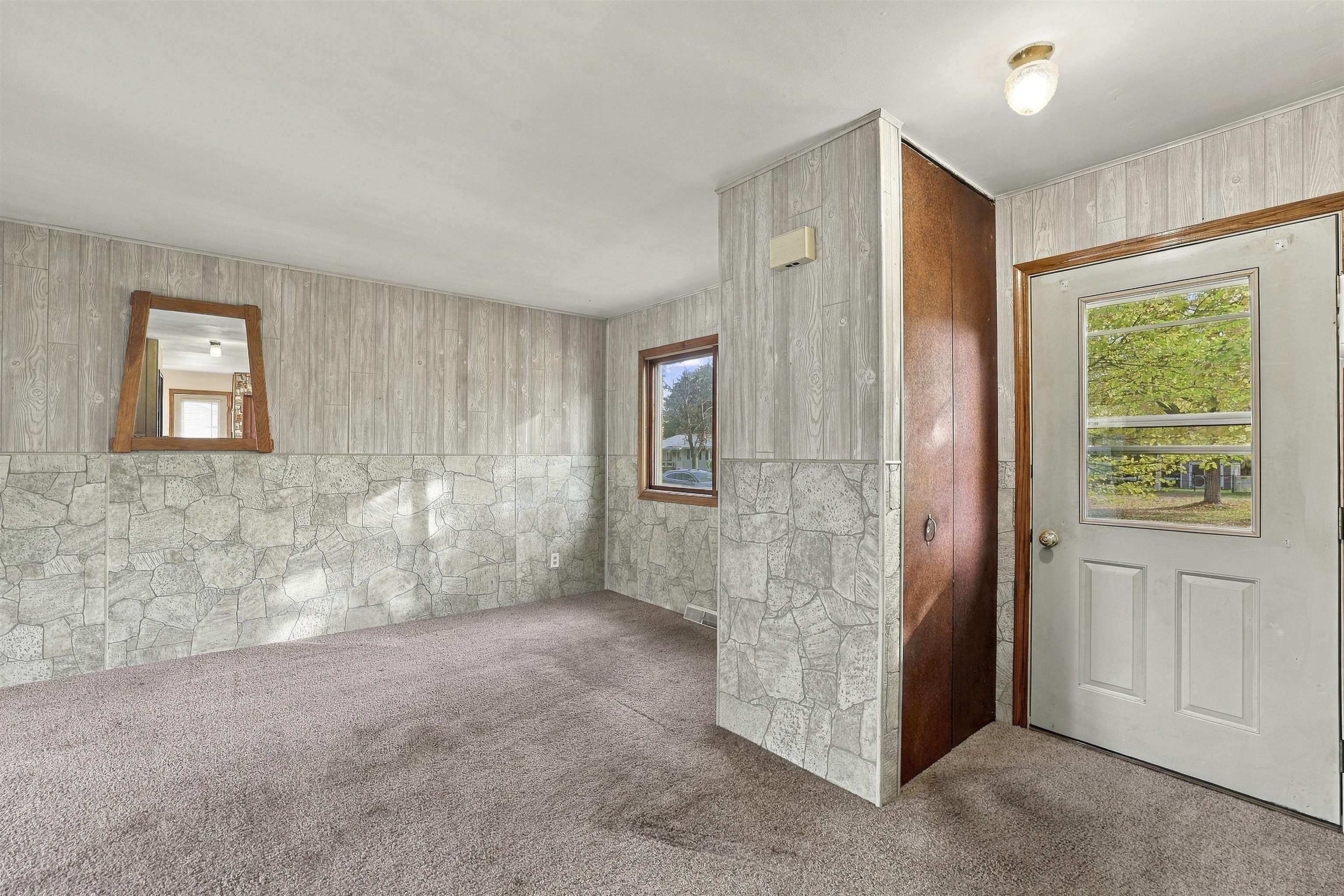 3298 Lindbergh Avenue Property Photo 5