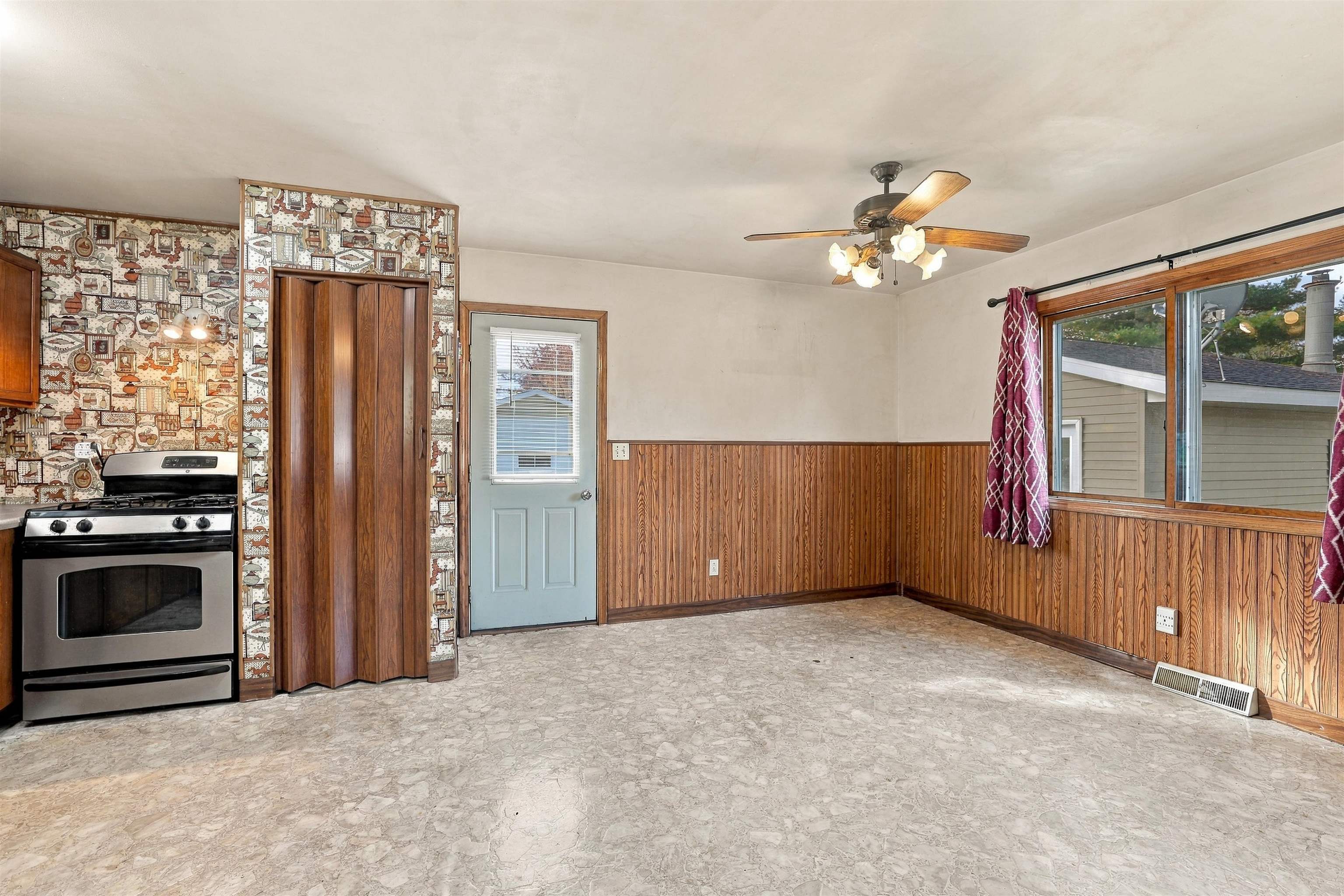 3298 Lindbergh Avenue Property Photo 17