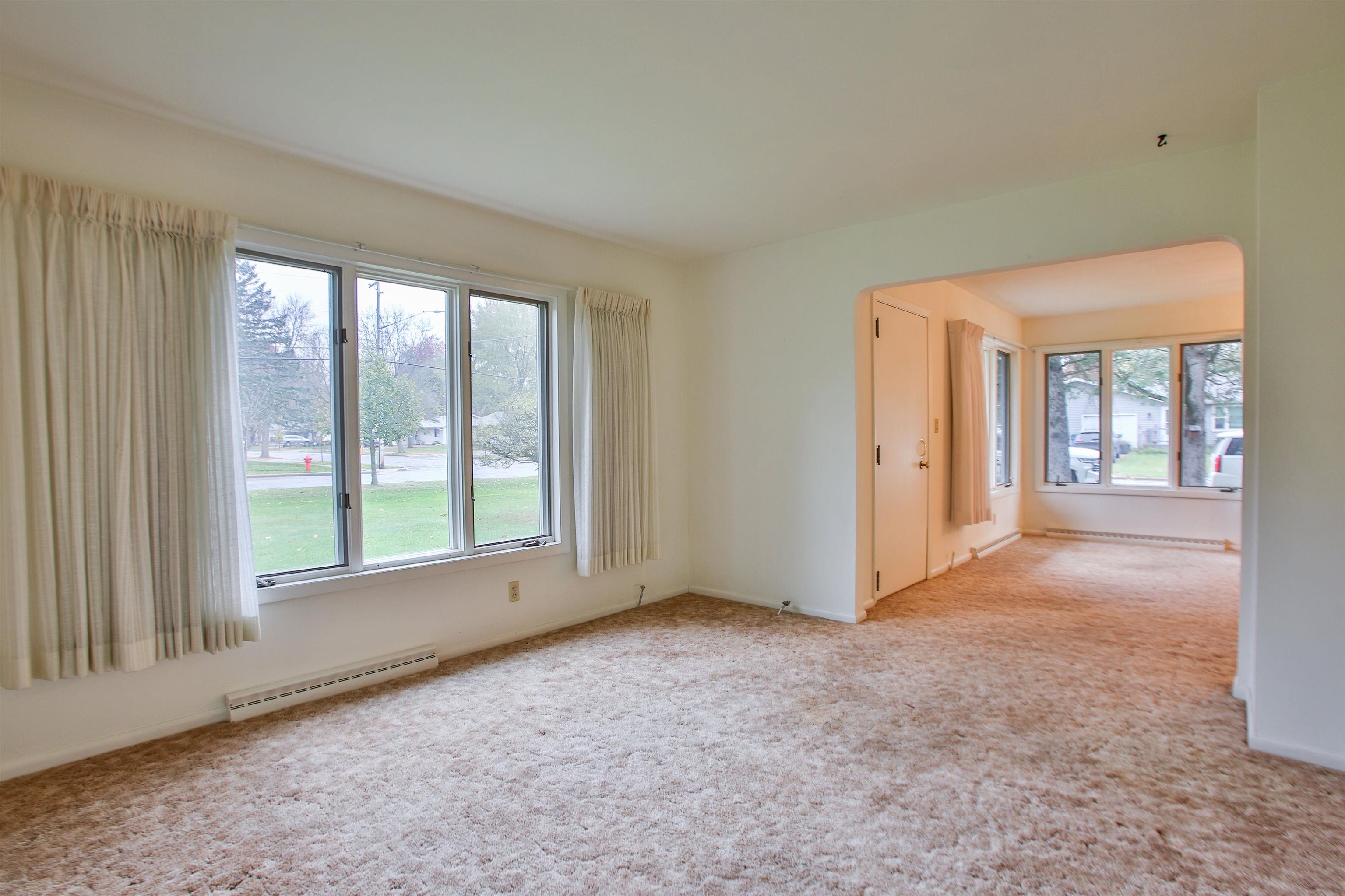 1402 Evergreen Road Property Photo 12