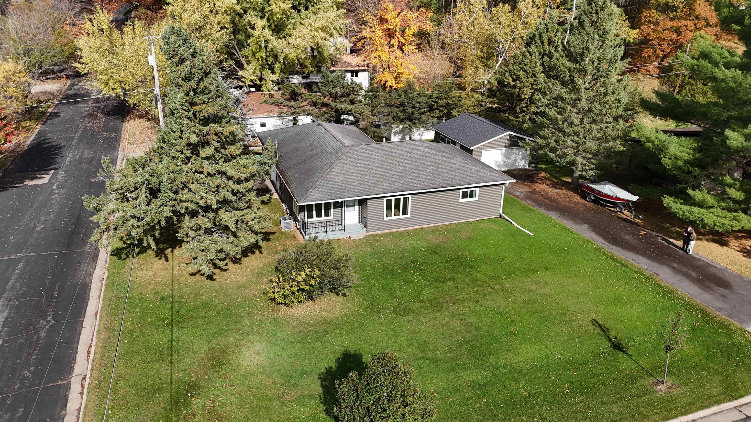 1402 Evergreen Road Property Photo 34