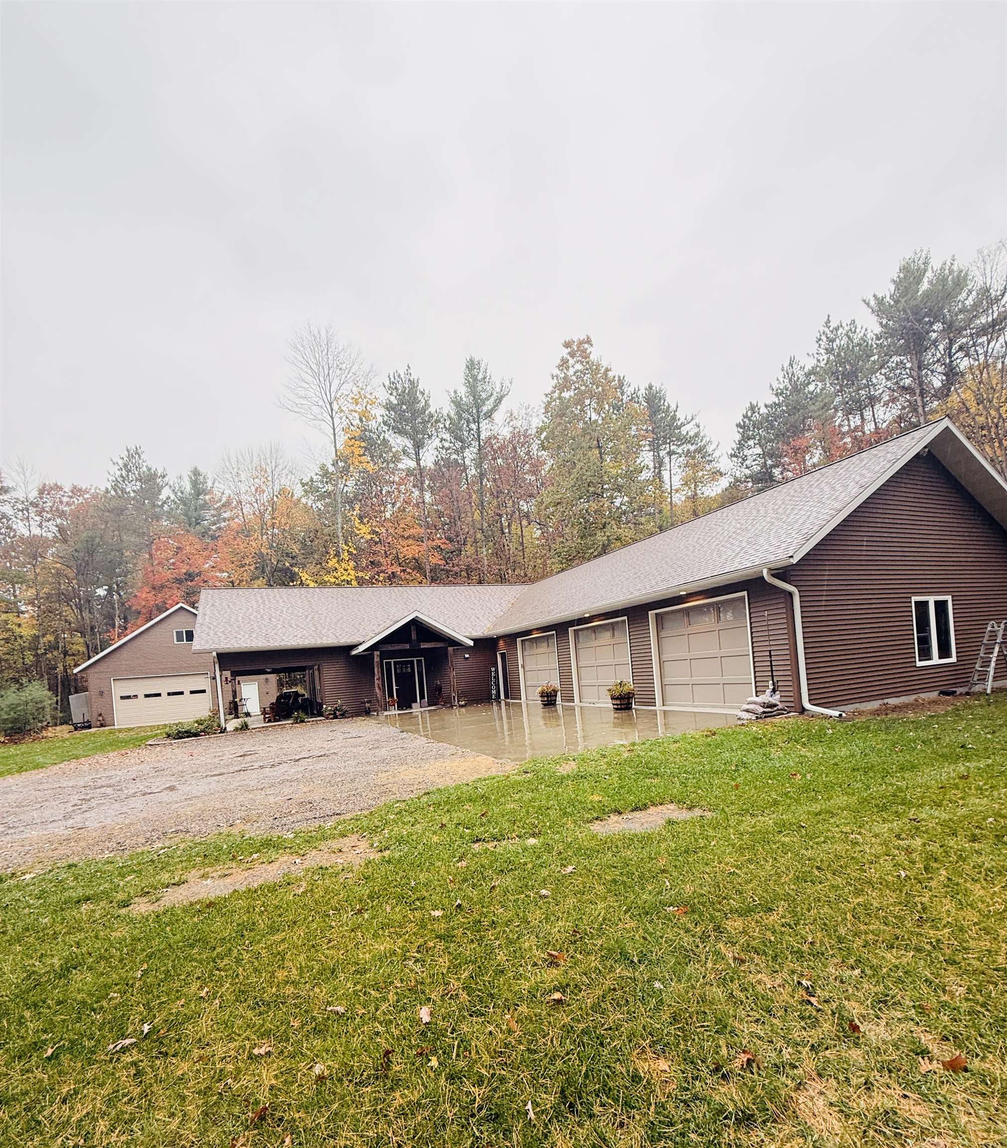 2426 Lake Road Property Photo 2