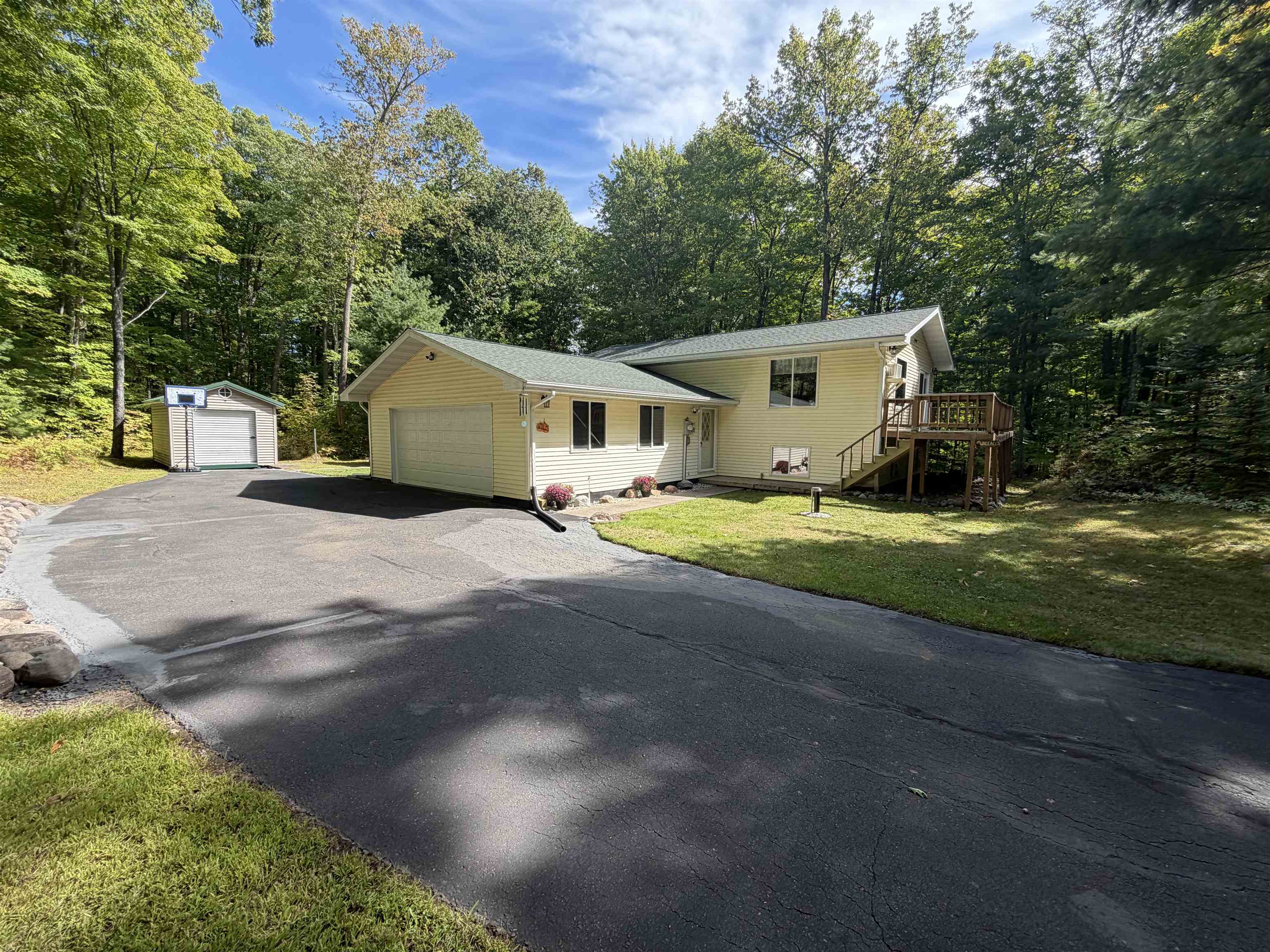 11426 N Bethel Road Property Photo 1