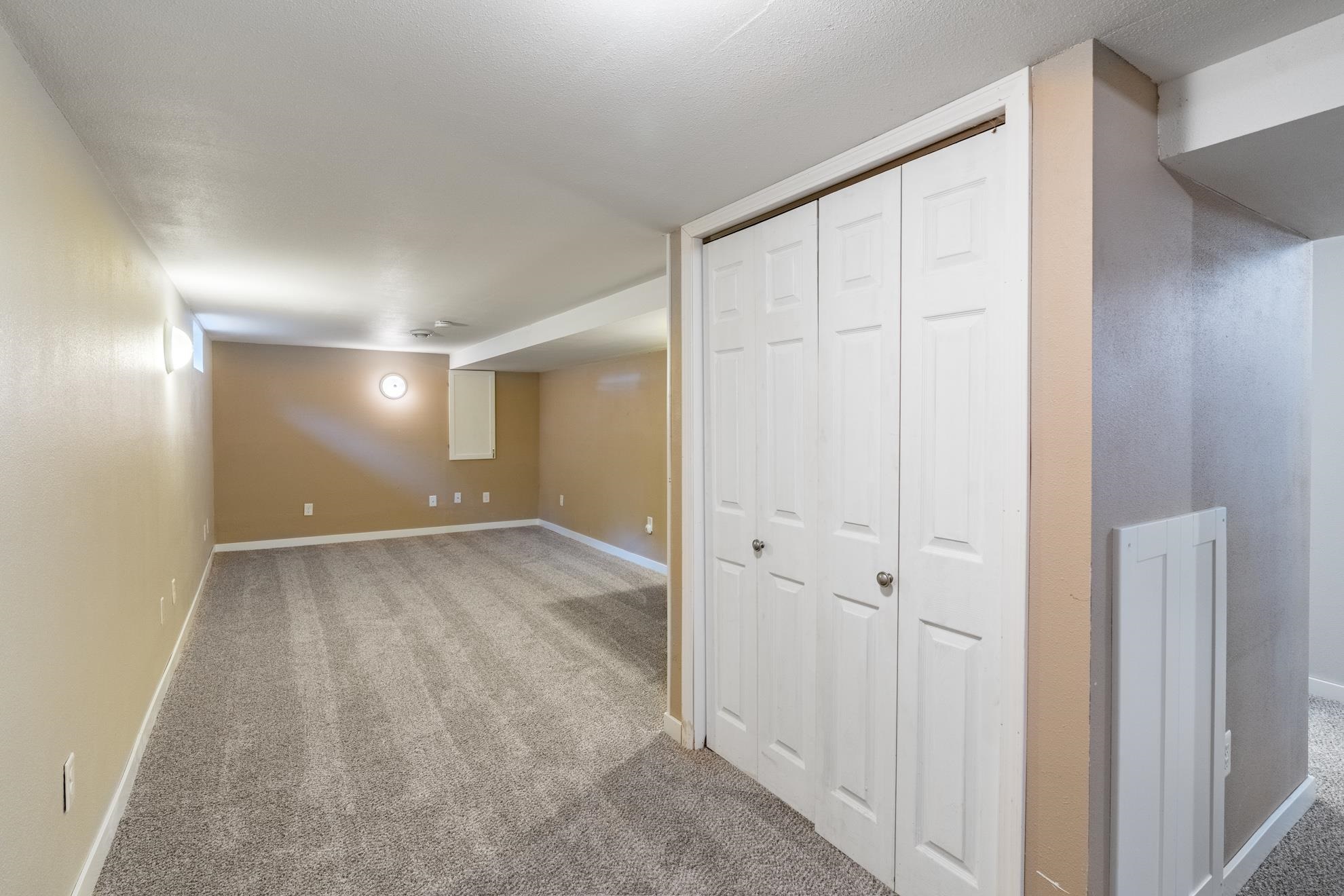 2811 Northwestern Ave Property Photo 24