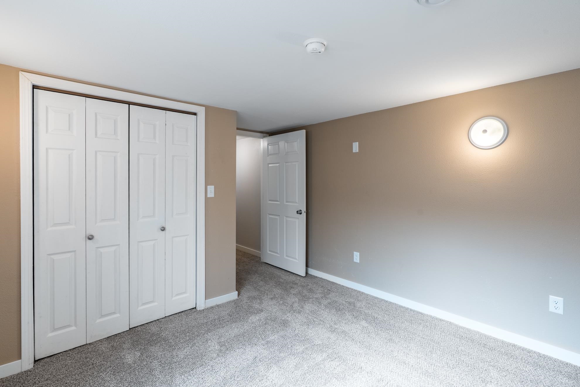2811 Northwestern Ave Property Photo 27