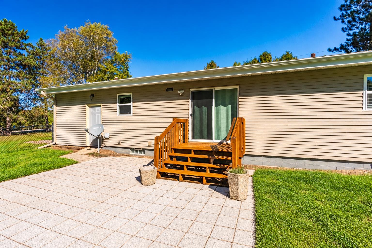 2811 Northwestern Ave Property Photo 40