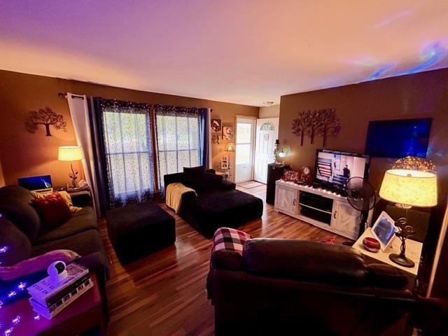 2354-2356 Tower Road Property Photo 9