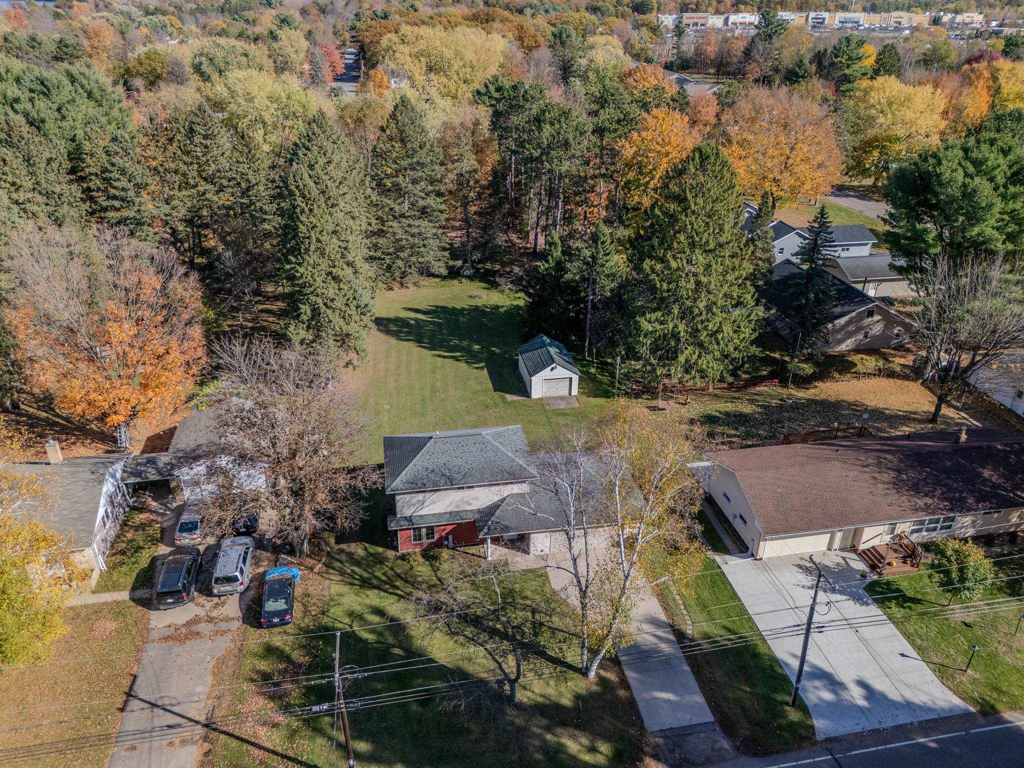 226963 Harrier Avenue Property Photo 3
