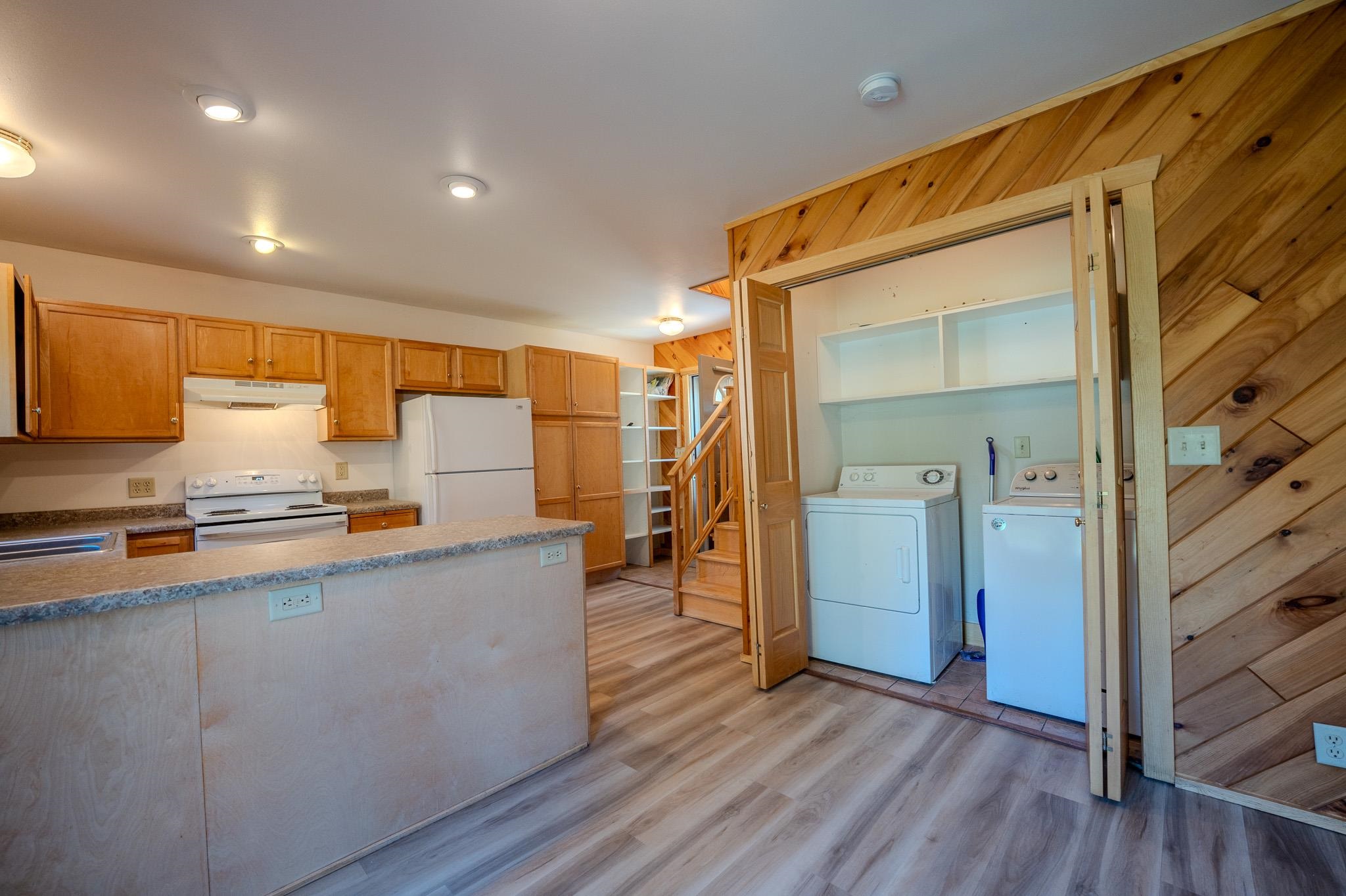 226963 Harrier Avenue Property Photo 11