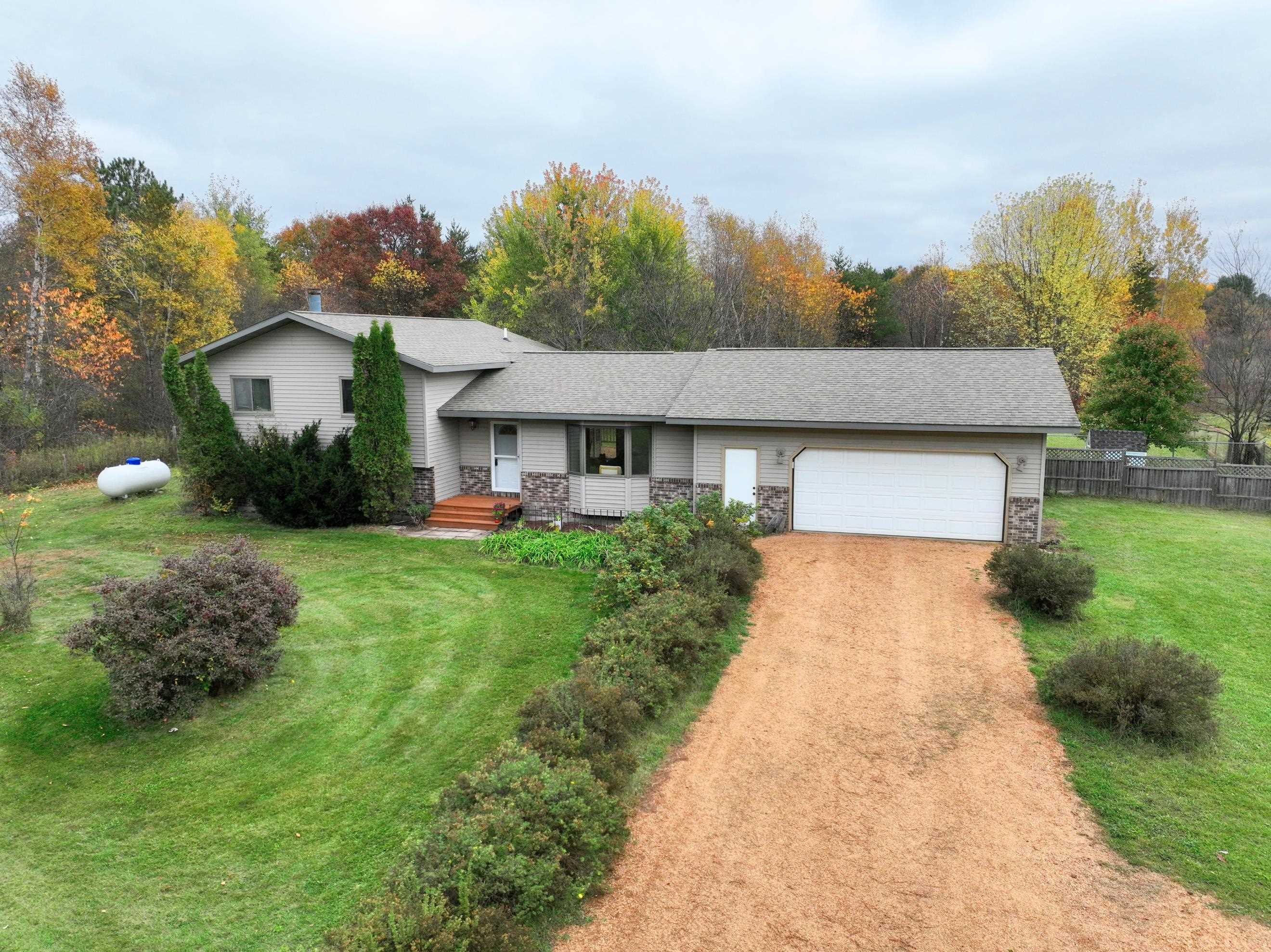 2814 County Road X Property Photo 1