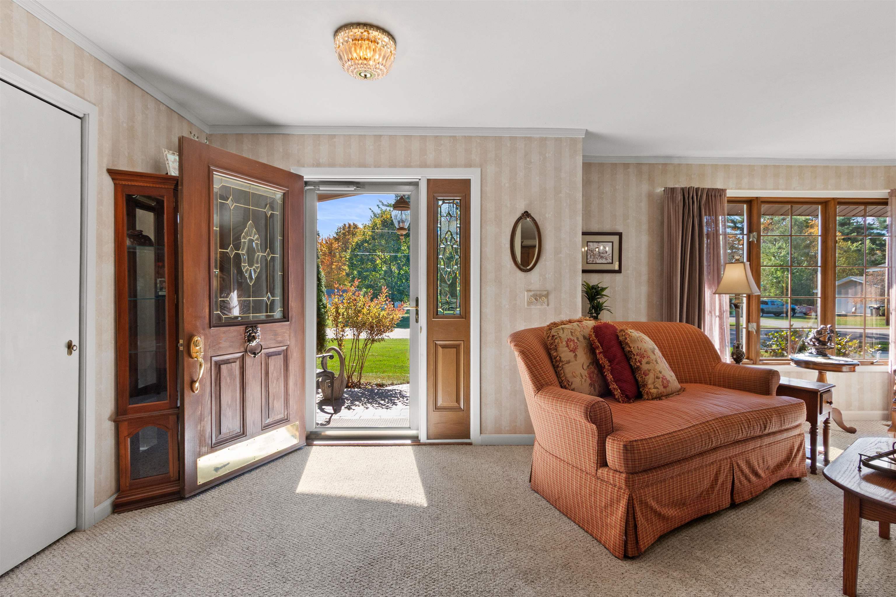 6511 Batavia Avenue Property Photo 4