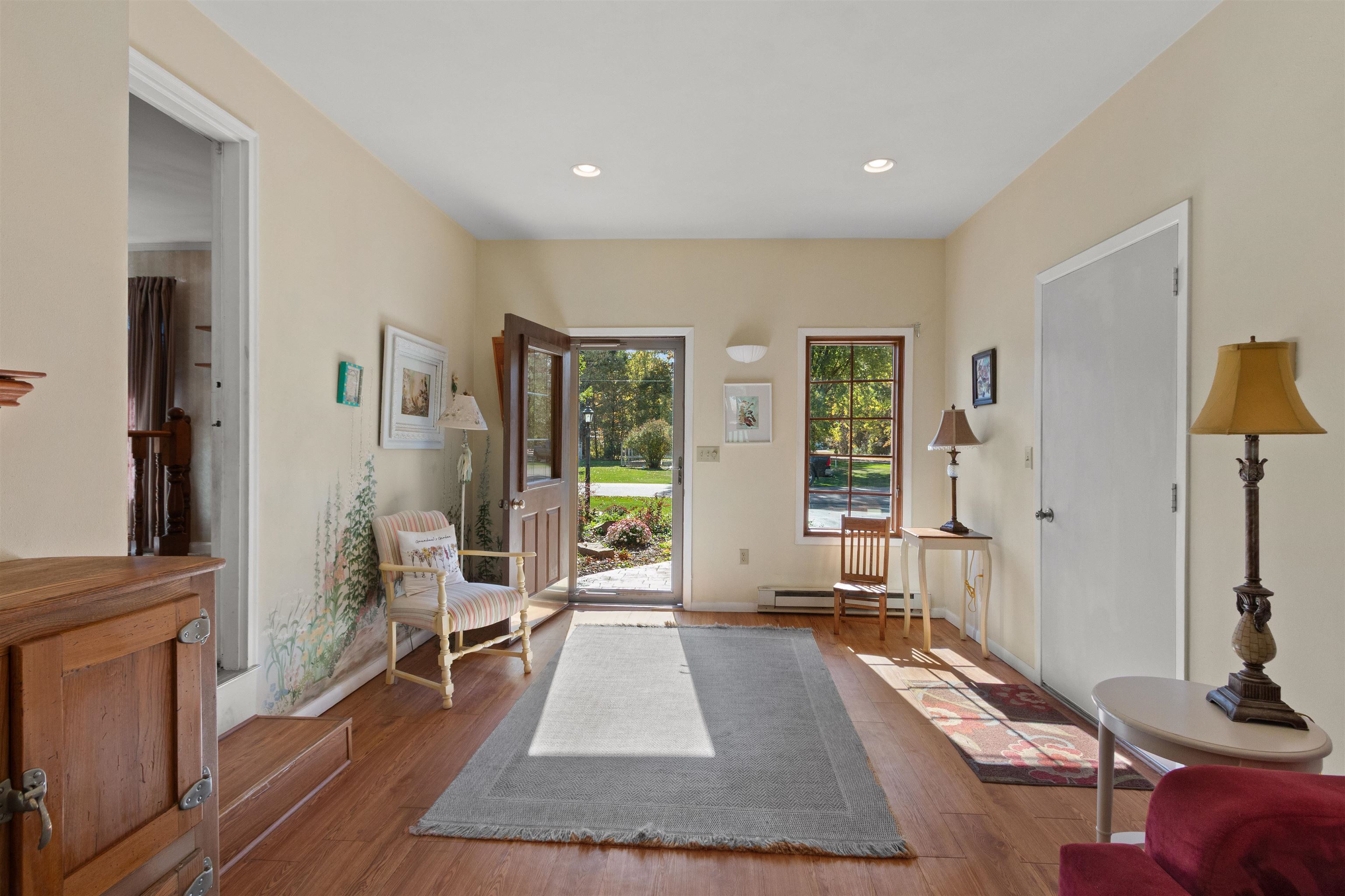 6511 Batavia Avenue Property Photo 21