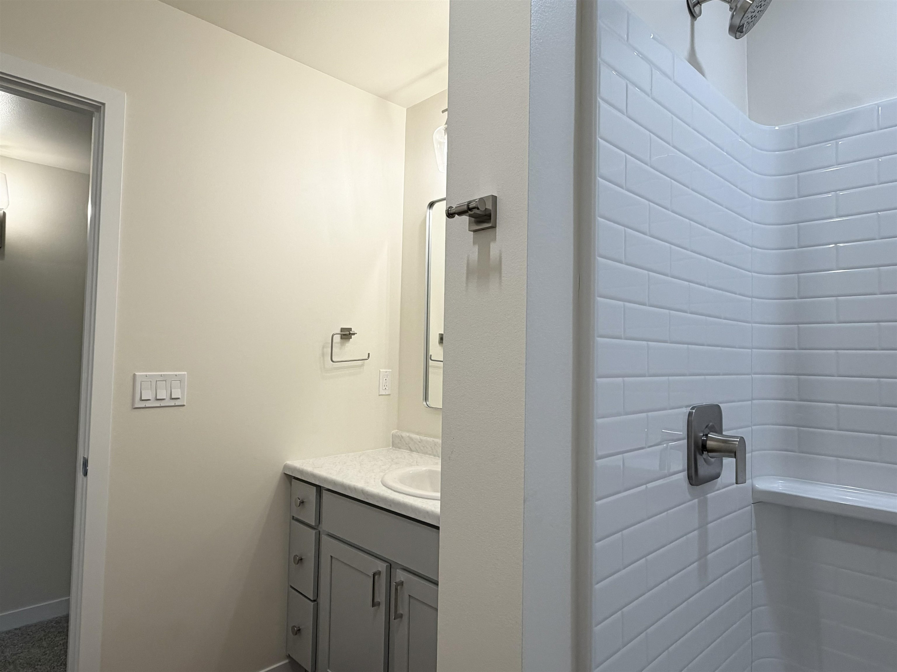 695 Oak Street Property Photo 36