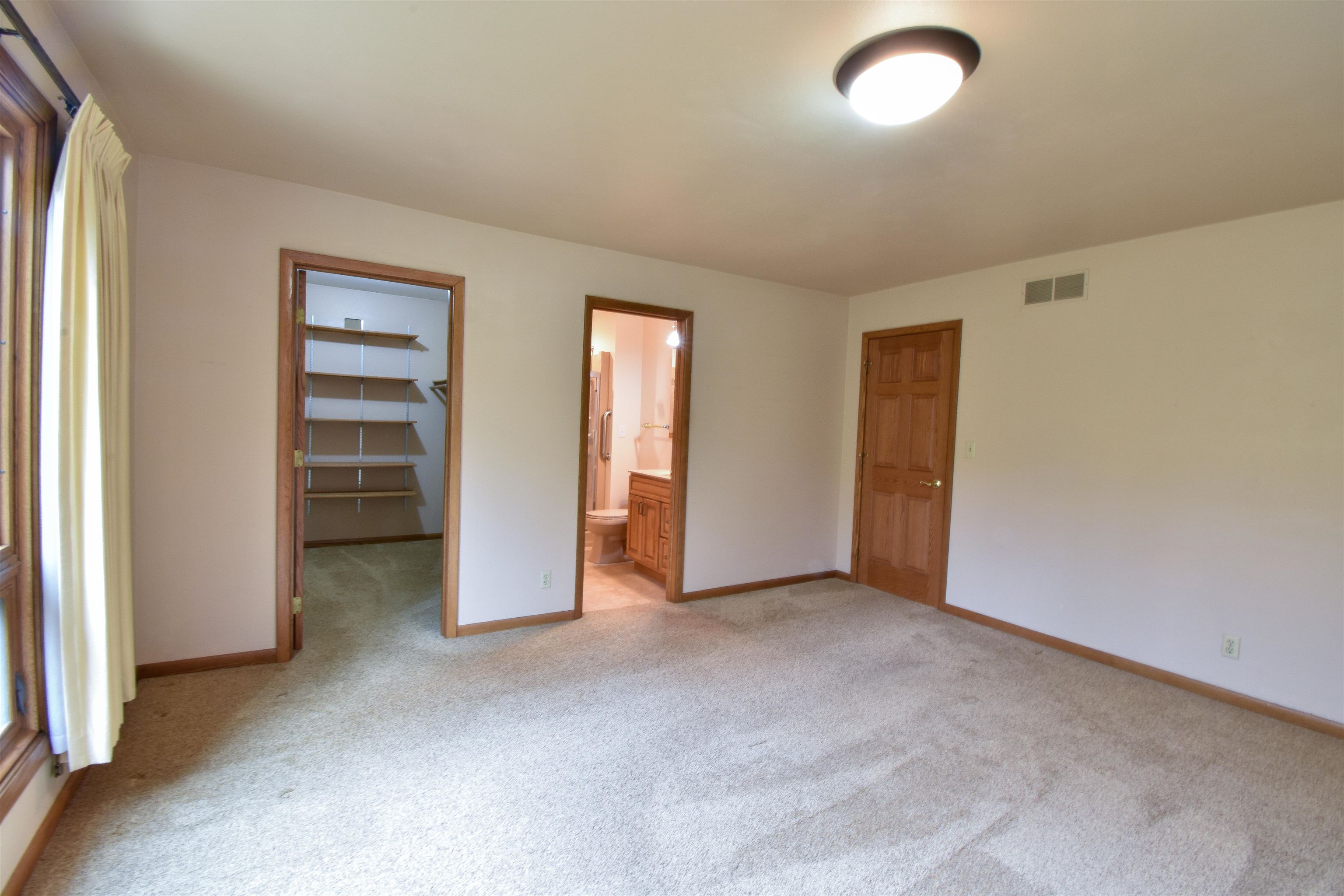 2311 Rainbow Drive Property Photo 12