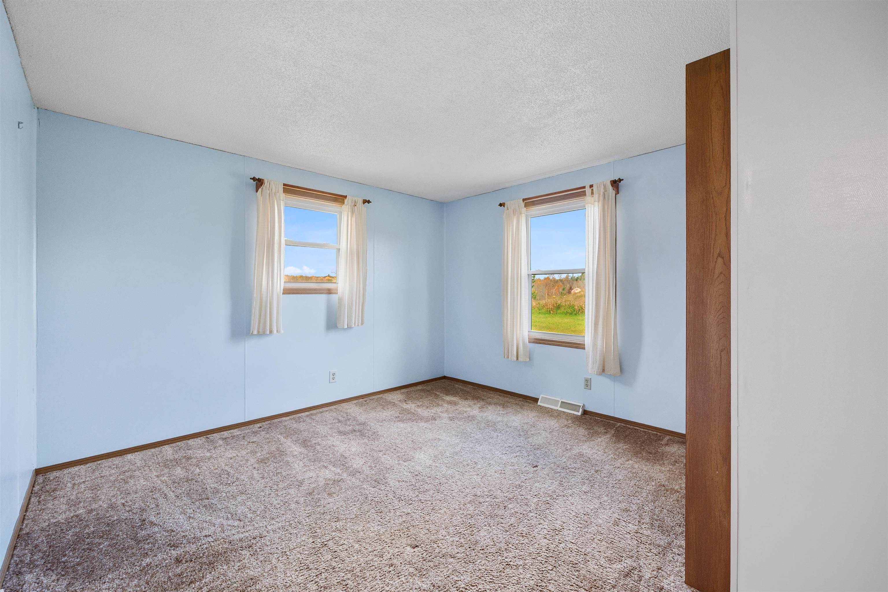 521 Bailey Street Property Photo 14