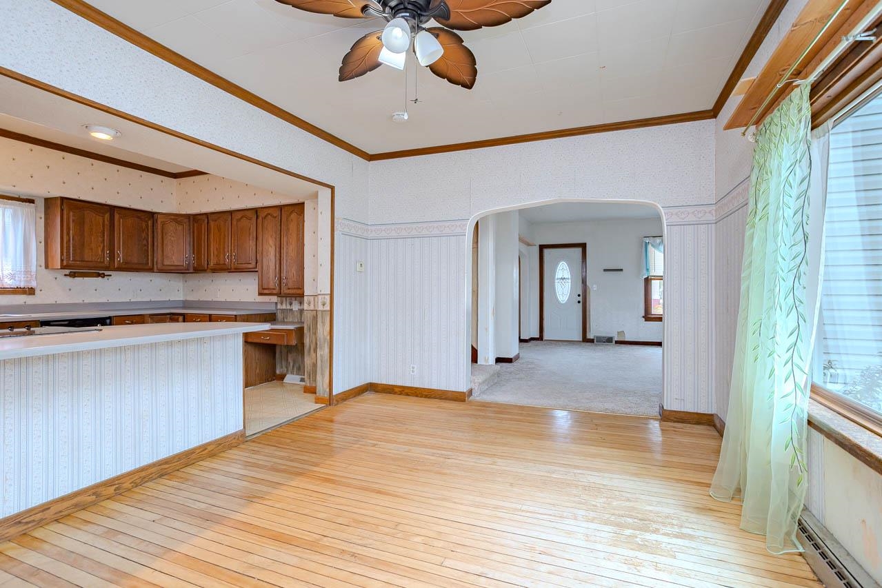 300 Cottage Street Property Photo 5