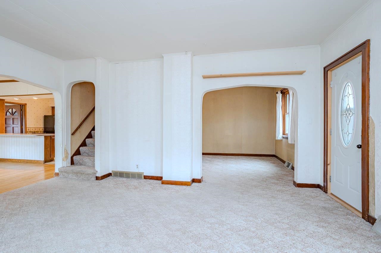 300 Cottage Street Property Photo 17