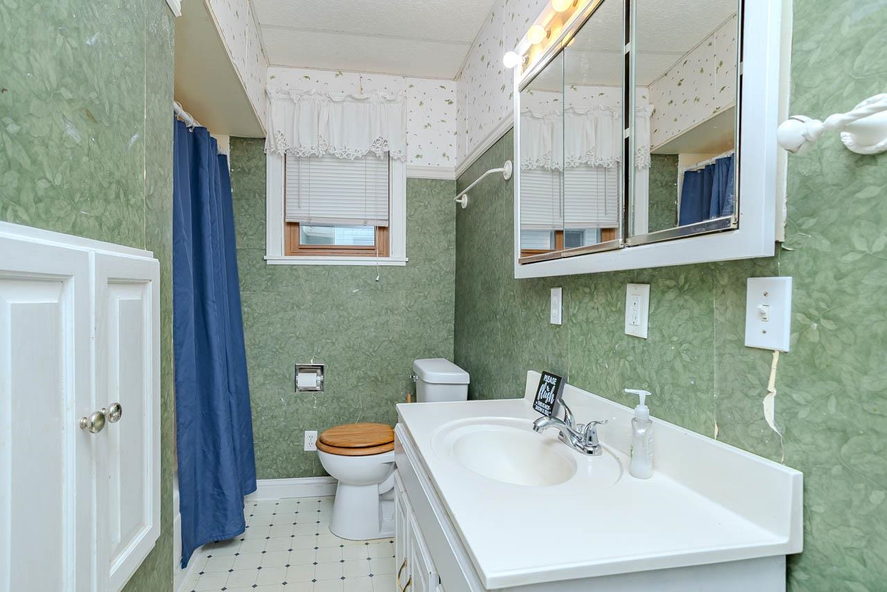 300 Cottage Street Property Photo 22
