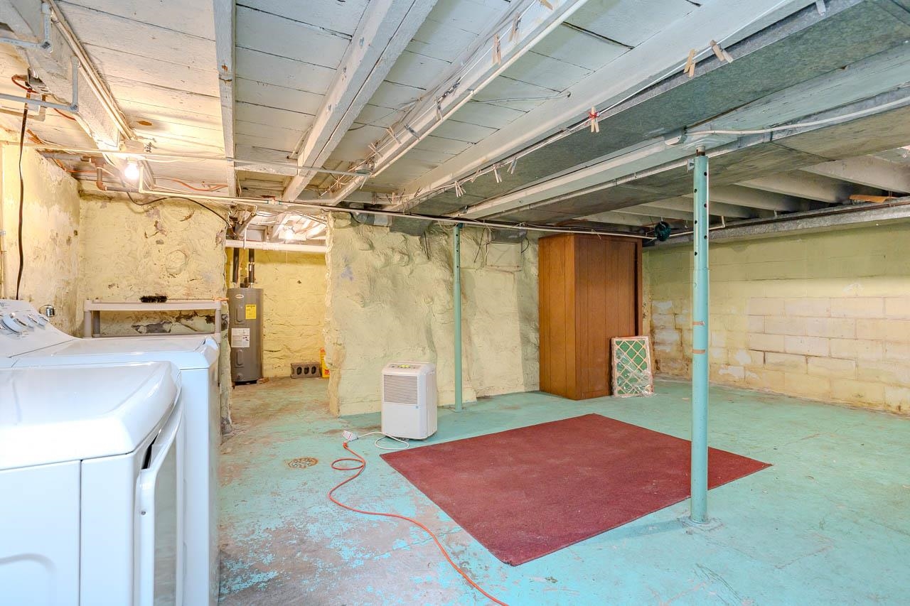 300 Cottage Street Property Photo 39