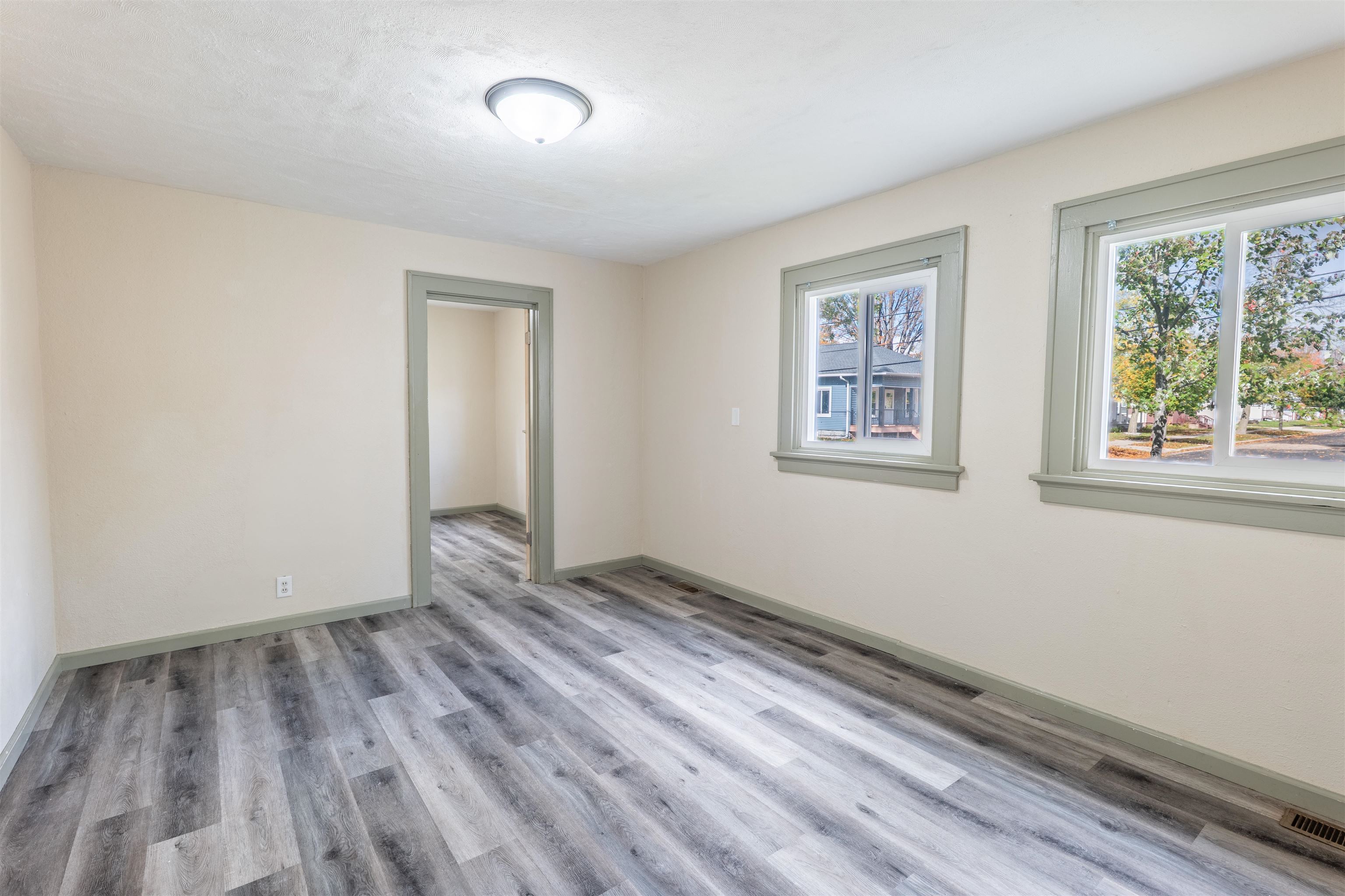601 Chellis Street Property Photo 9